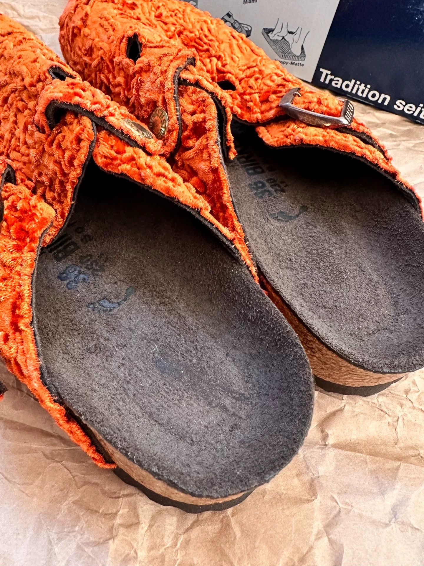 Birkenstock Birkenstock Boston Orange Velvet Size 36 Size US 5 / IT 35 - 2 Thumbnail