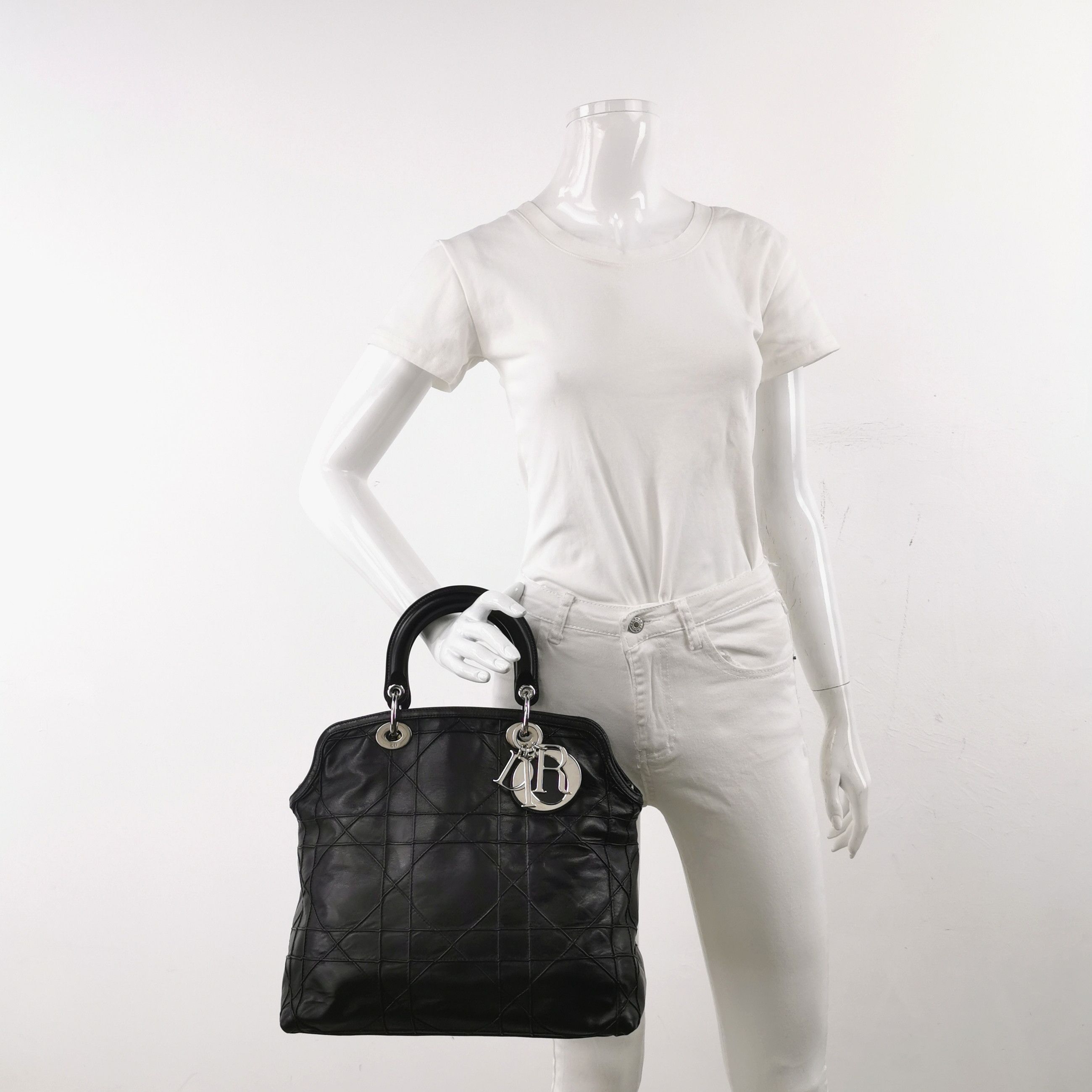 Dior Dior Women os Tote Bags Size ONE SIZE - 2 Thumbnail