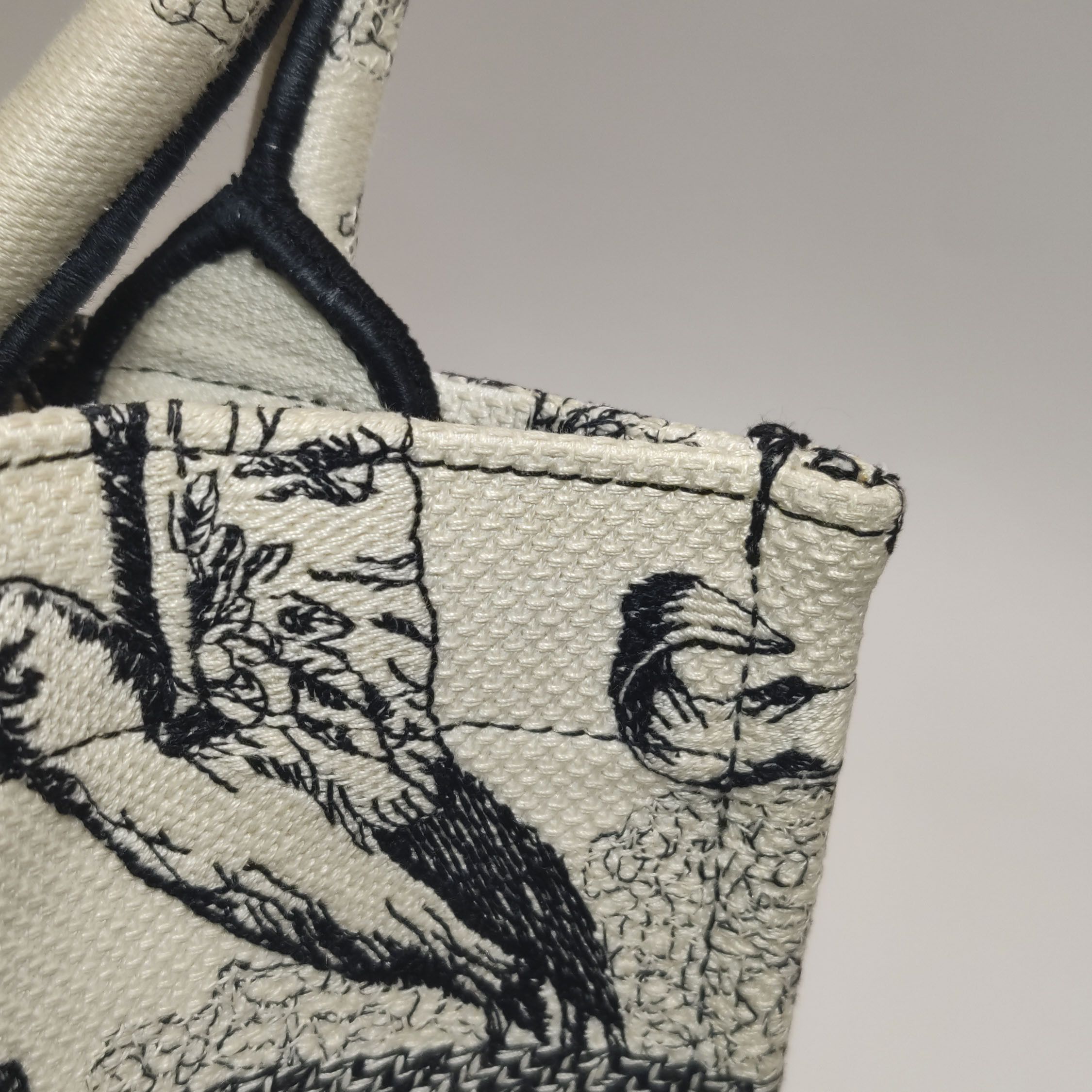 Dior Dior Women os Tote Bags Size ONE SIZE - 19 Thumbnail