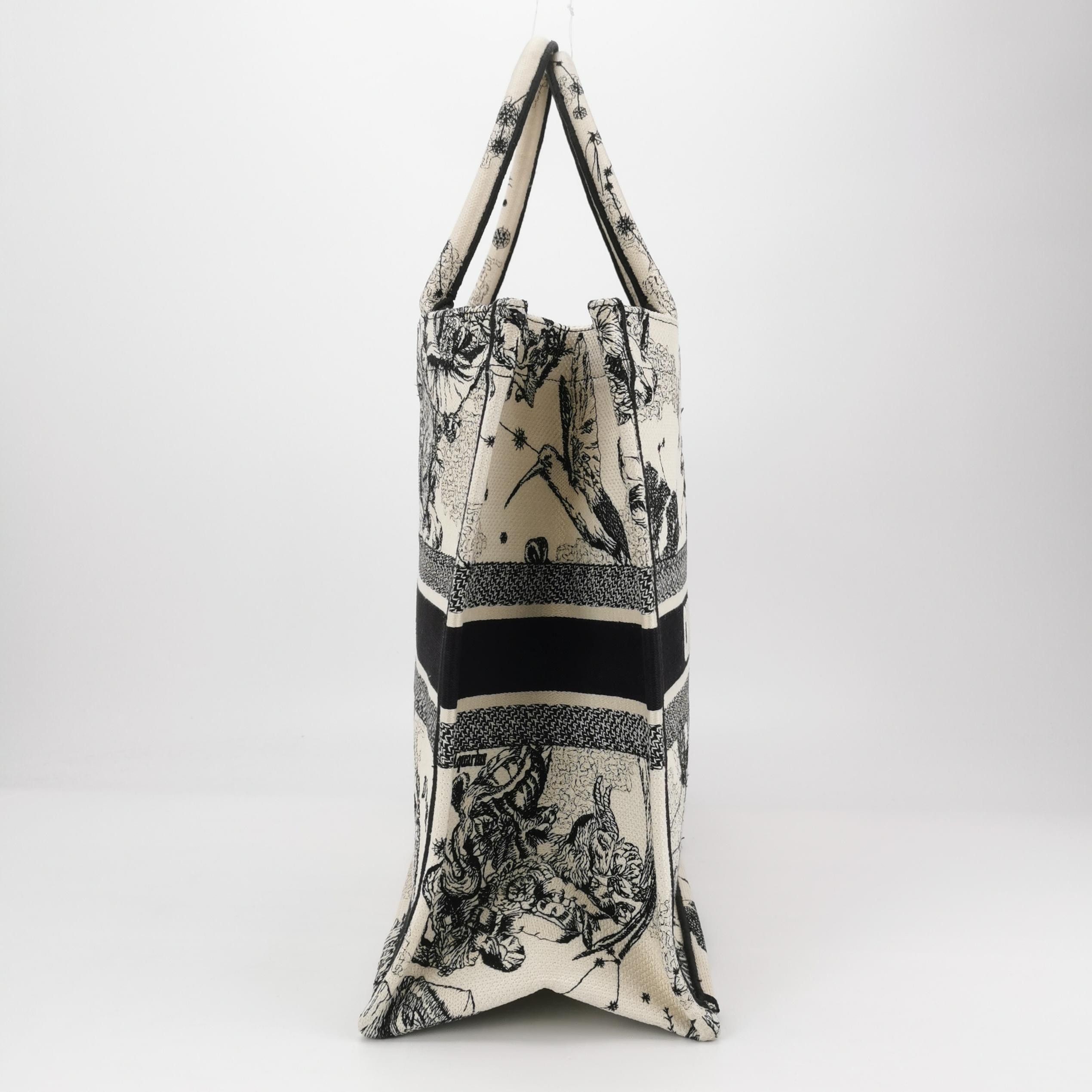 Dior Dior Women os Tote Bags Size ONE SIZE - 4 Thumbnail