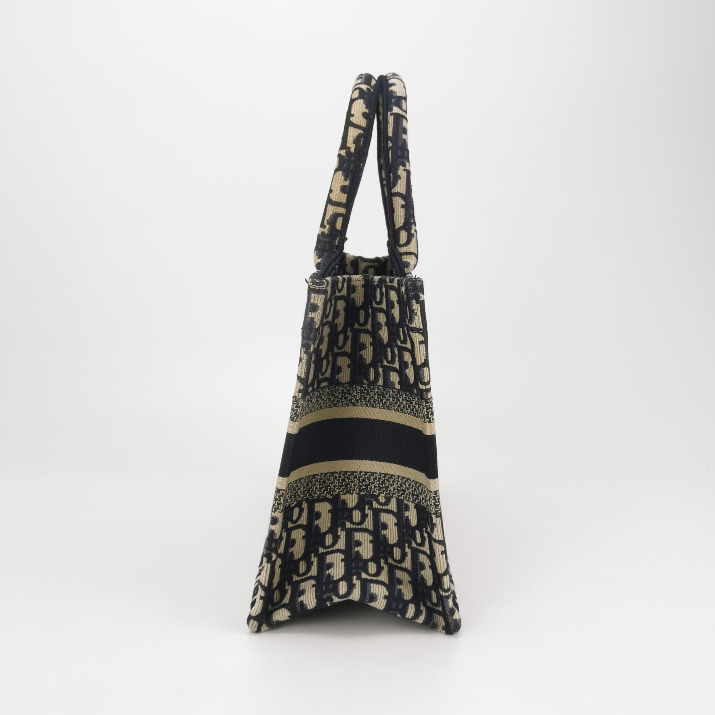 Dior Dior Women os Tote Bags Size ONE SIZE - 4 Thumbnail