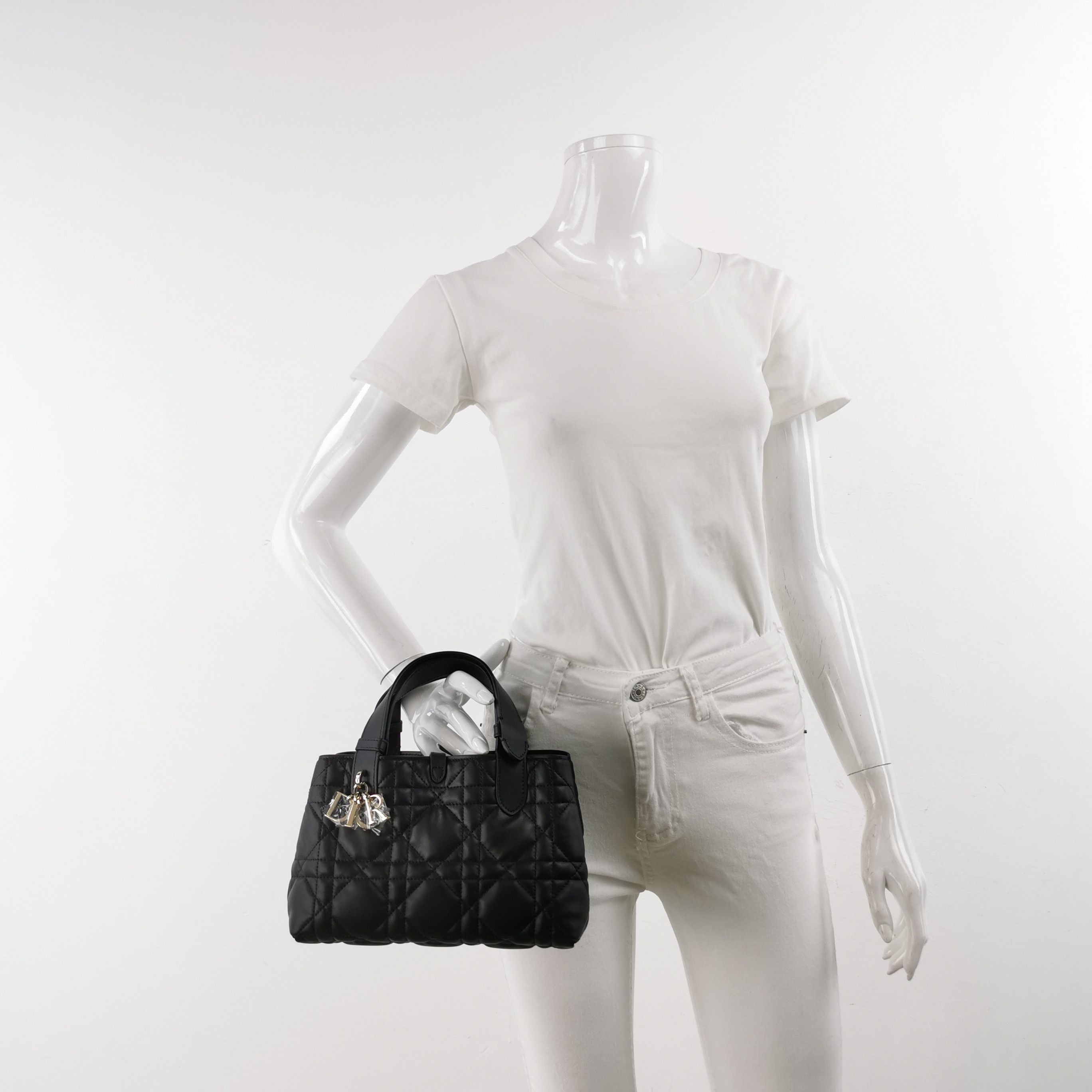 Dior Dior Women os Tote Bags Size ONE SIZE - 2 Thumbnail