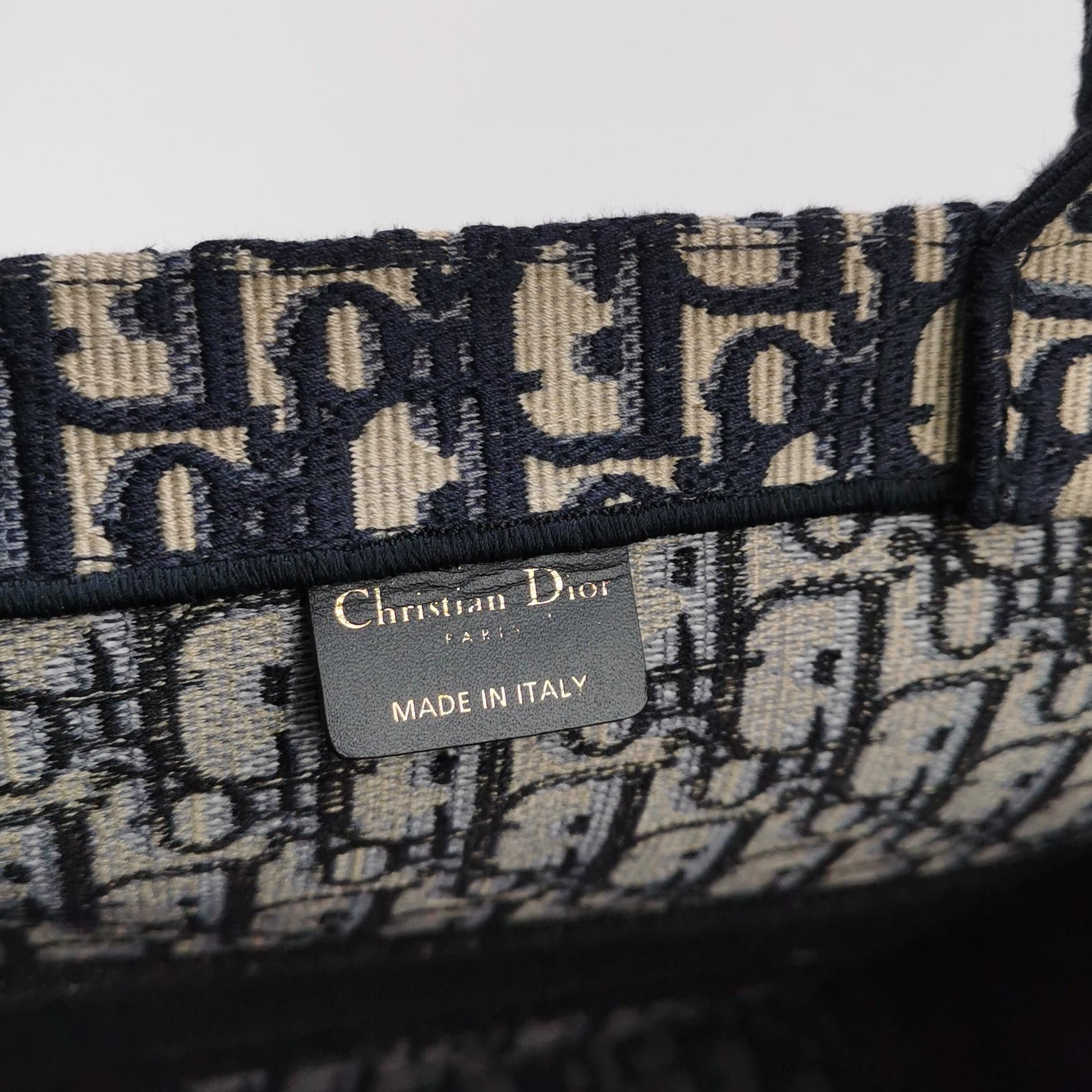 Dior Dior Women os Tote Bags Size ONE SIZE - 8 Thumbnail