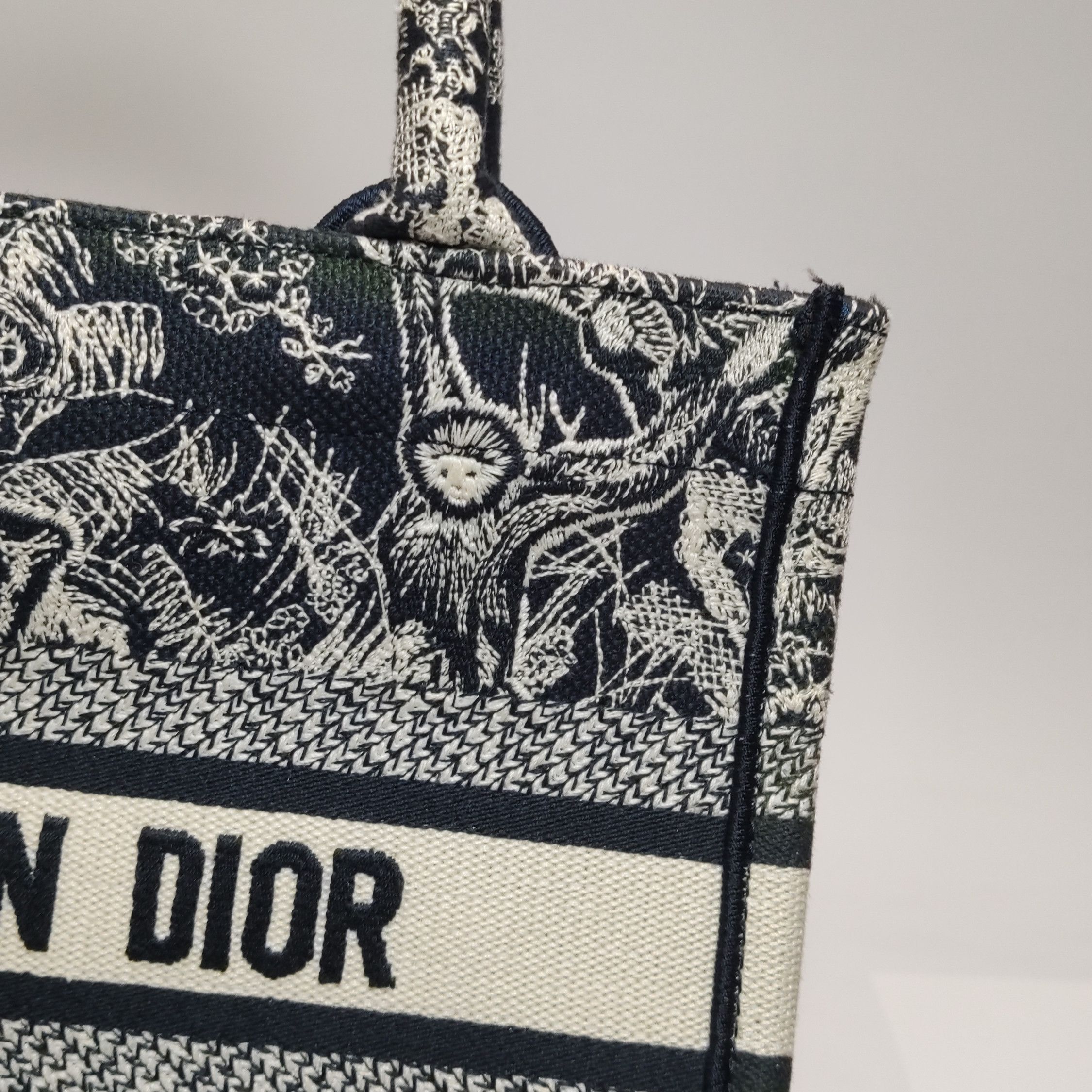 Dior Dior Women os Tote Bags Size ONE SIZE - 18 Thumbnail