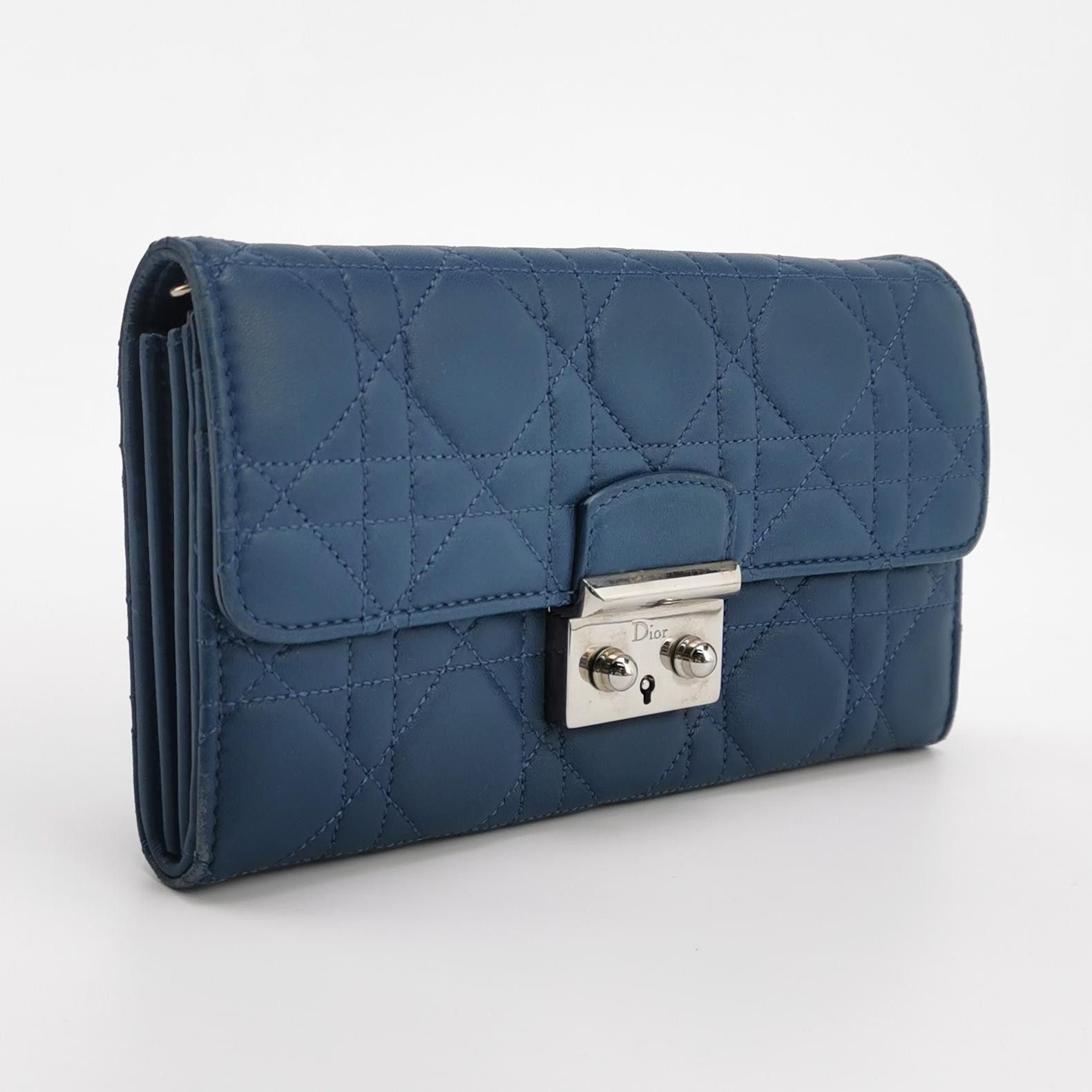 Dior Dior Women os Clutches Size ONE SIZE - 3 Thumbnail