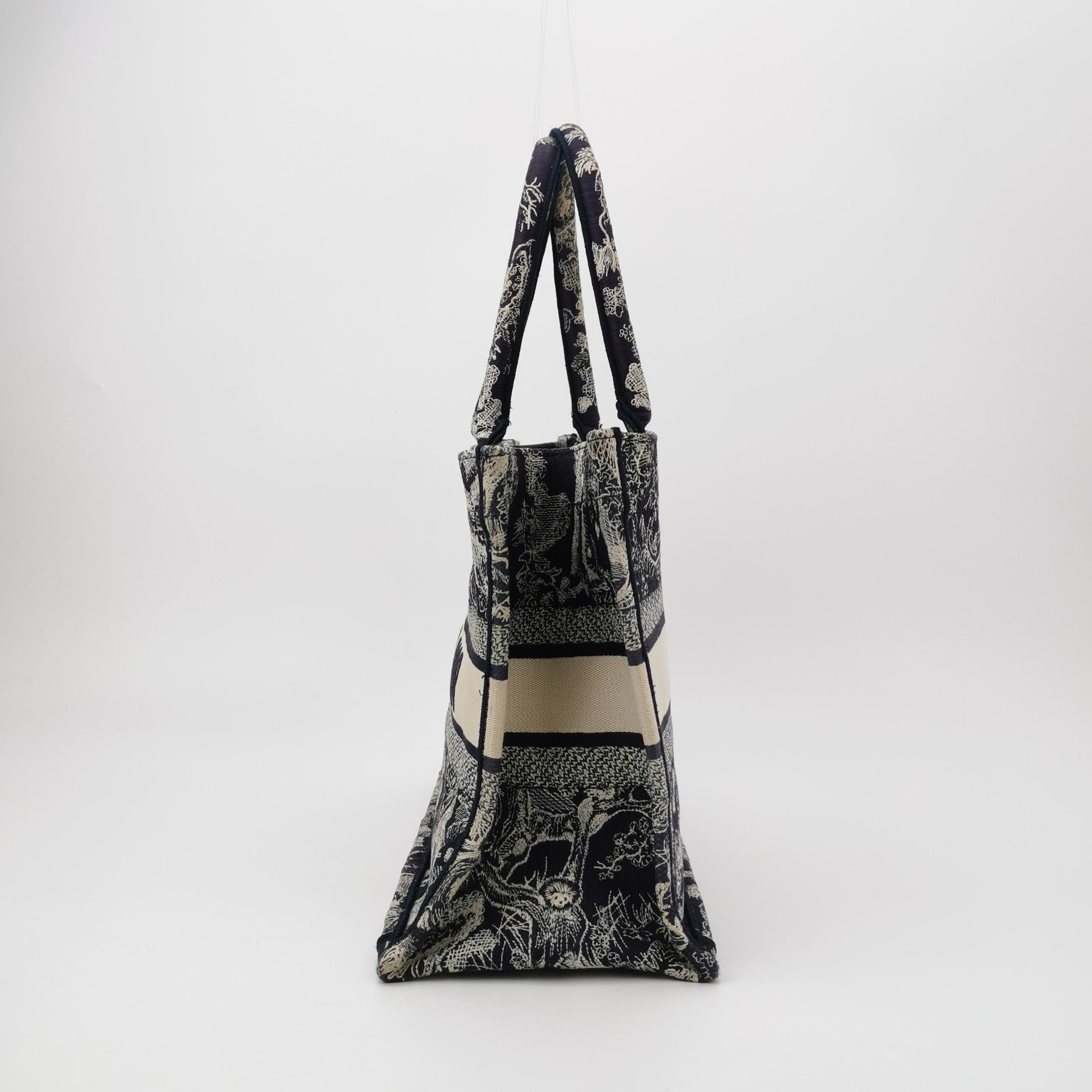 Dior Dior Women os Tote Bags Size ONE SIZE - 3 Thumbnail