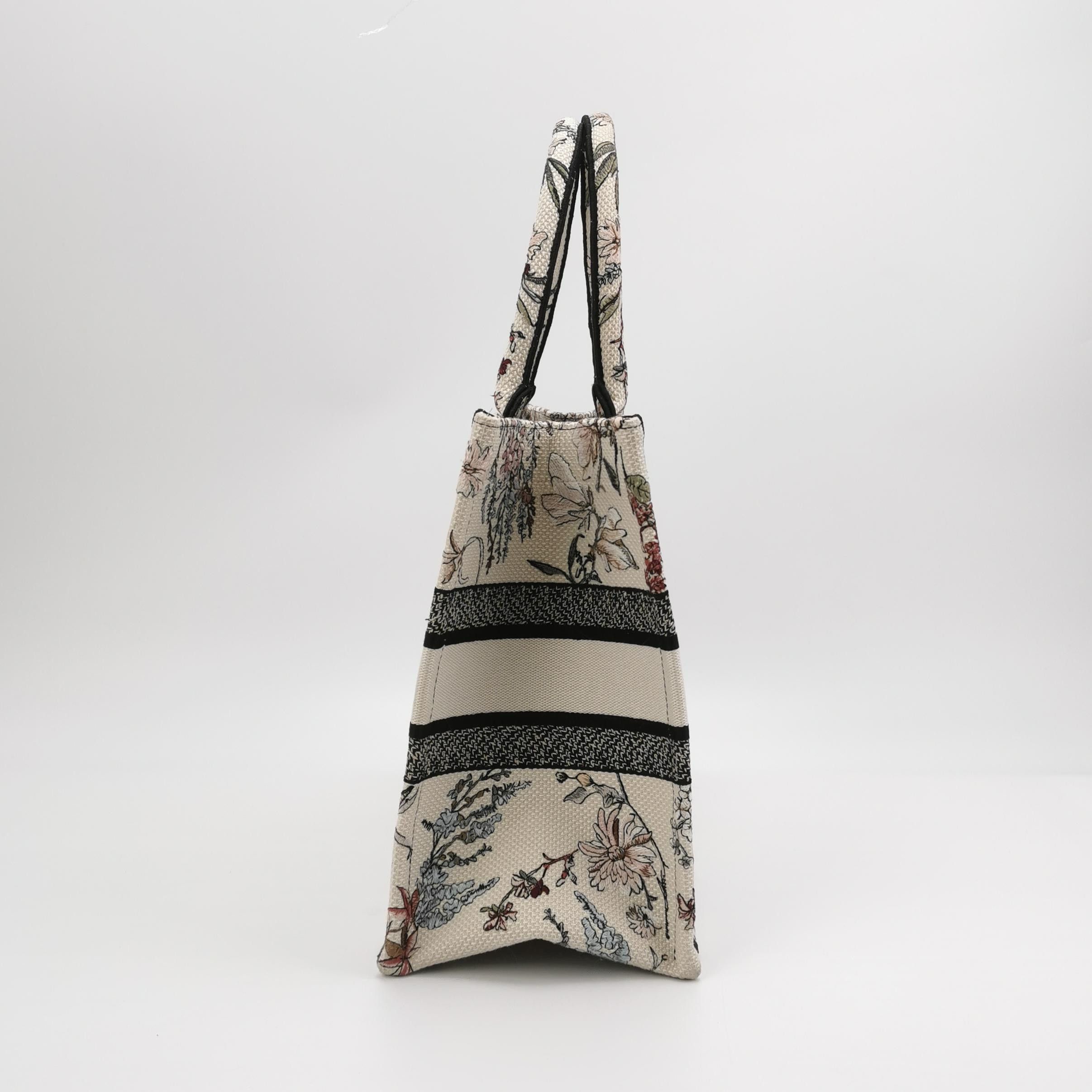 Dior Dior Women os Tote Bags Size ONE SIZE - 3 Thumbnail