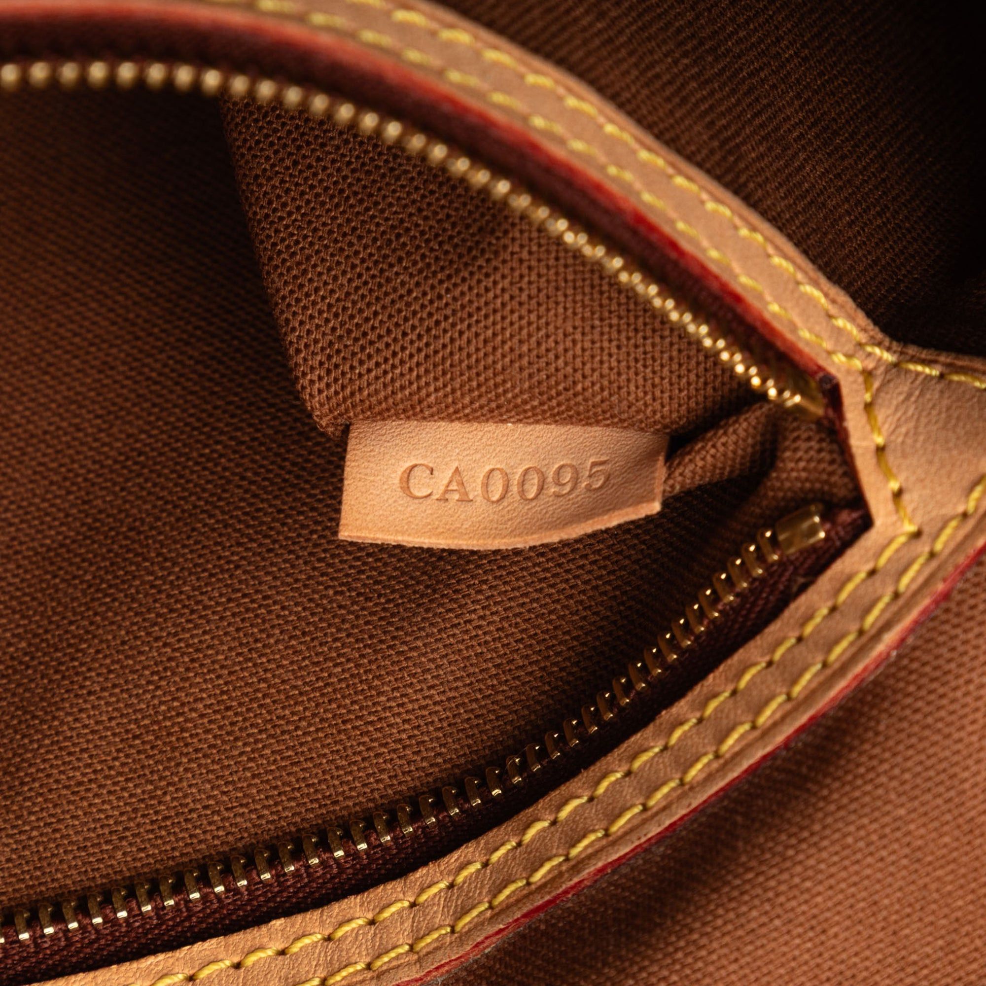 Louis Vuitton Monogram Batignolles Horizontal Size ONE SIZE - 6 Thumbnail