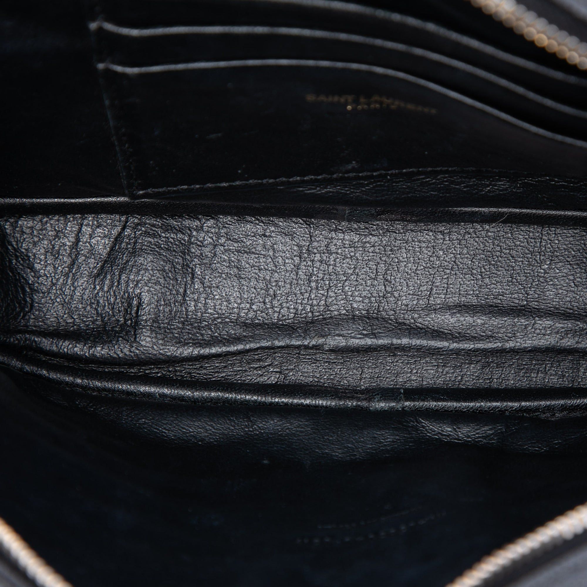 Saint Laurent Paris Mini Grain de Poudre Monogram Lou Camera Bag Size ONE SIZE - 4 Thumbnail