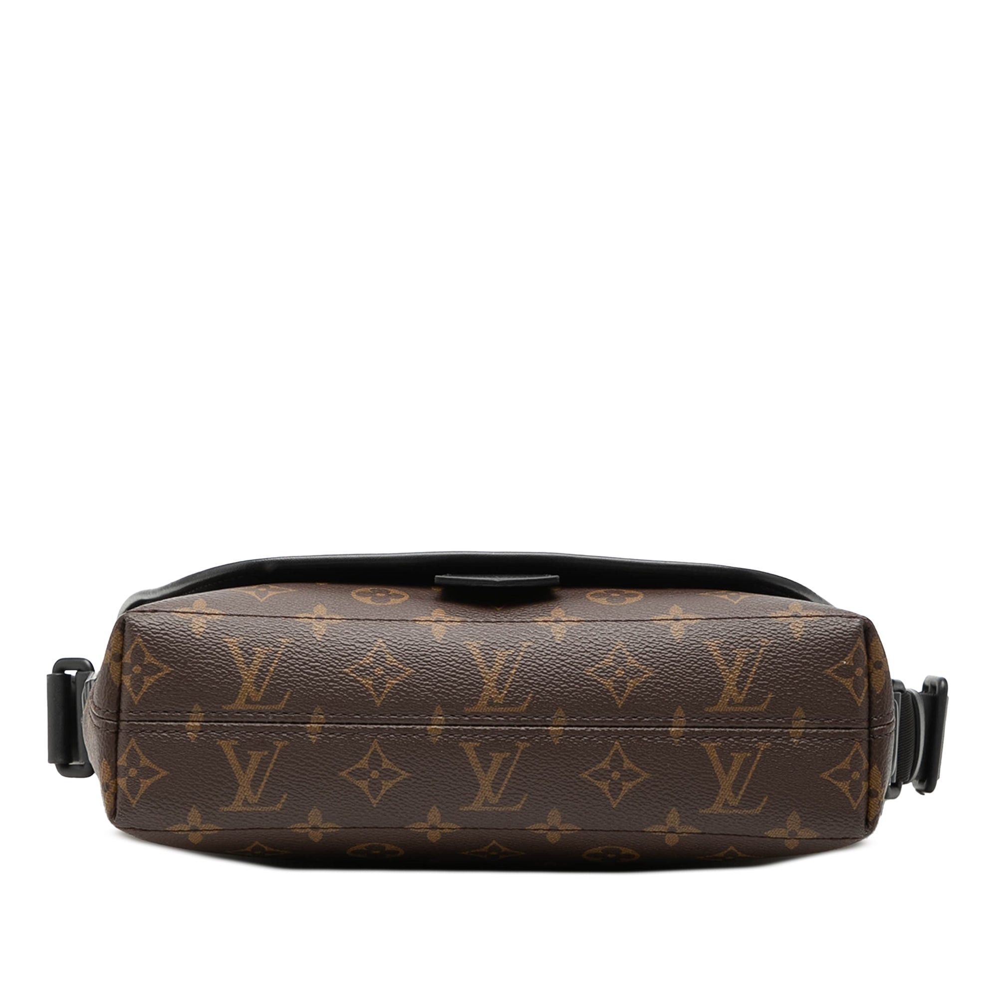 Louis Vuitton Monogram Macassar Magnetic Messenger Size ONE SIZE - 3 Thumbnail