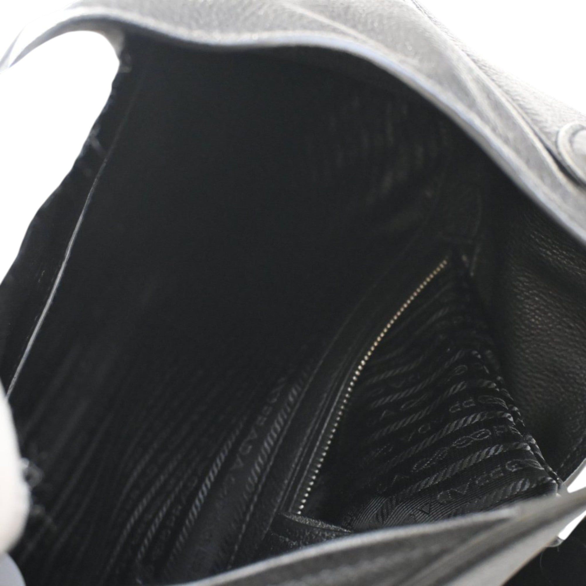 Prada Vitello Corsica Pocket Hobo Size ONE SIZE - 6 Thumbnail