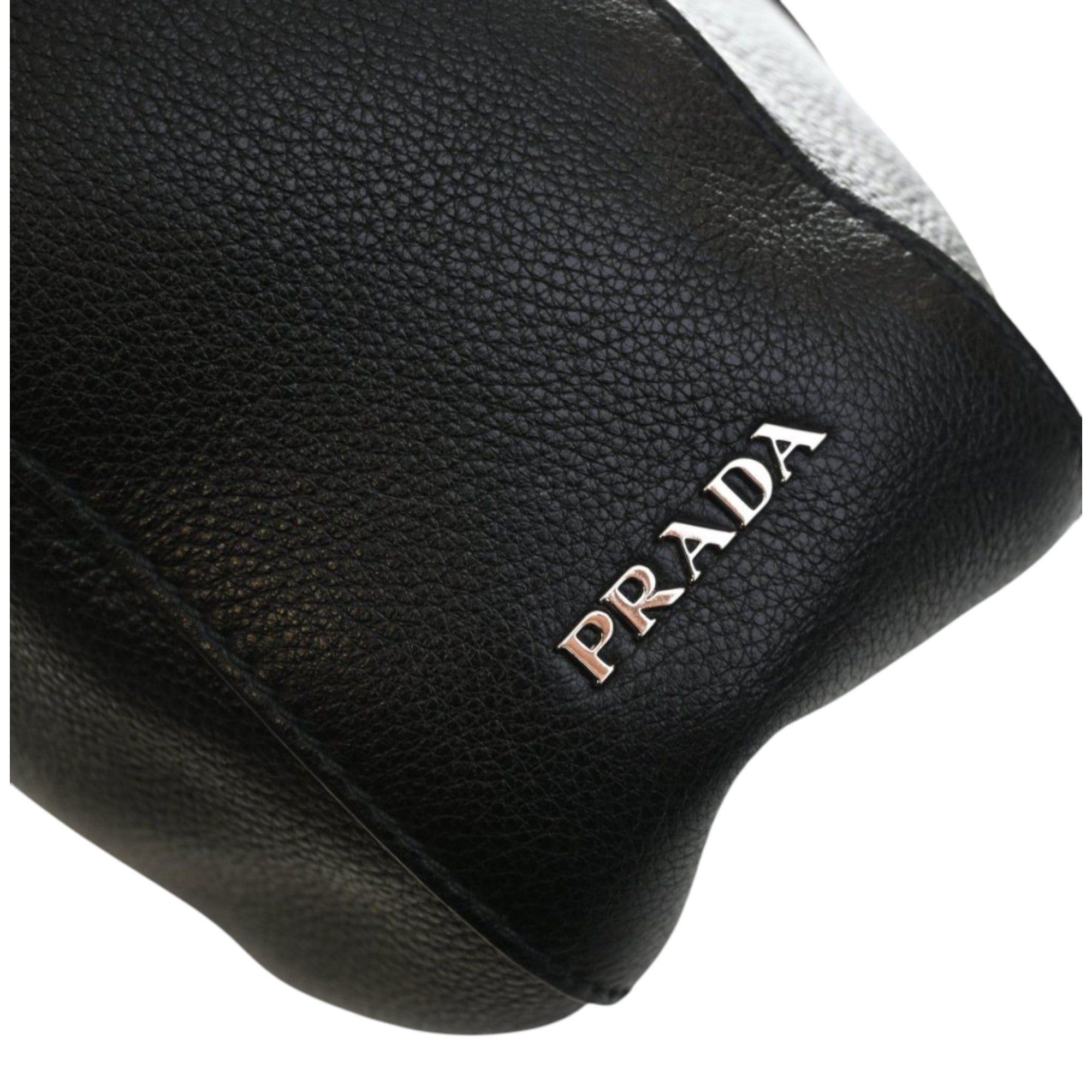 Prada Vitello Corsica Pocket Hobo Size ONE SIZE - 7 Thumbnail