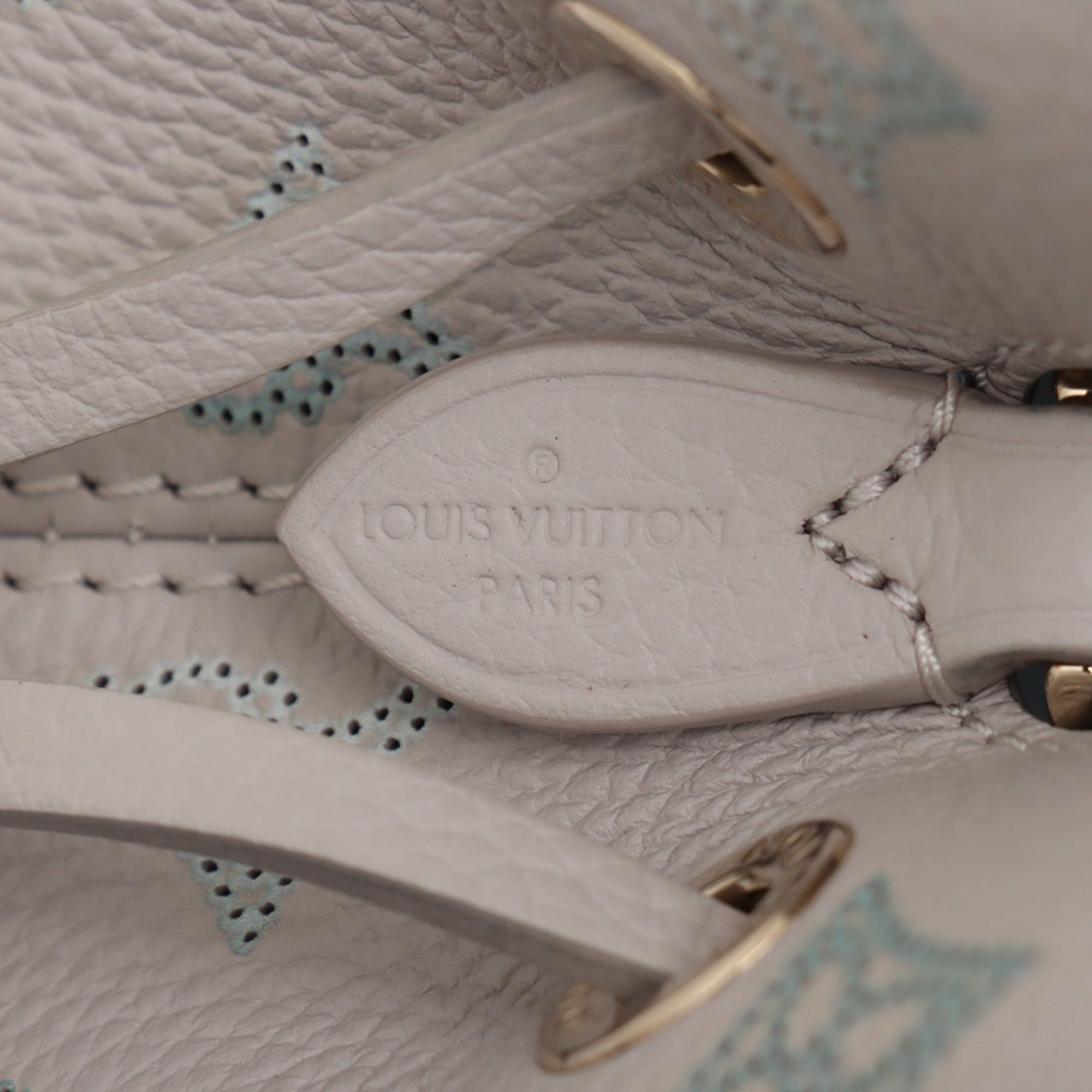 Louis Vuitton Monogram Mahina Flight Mode Bella Size ONE SIZE - 7 Thumbnail