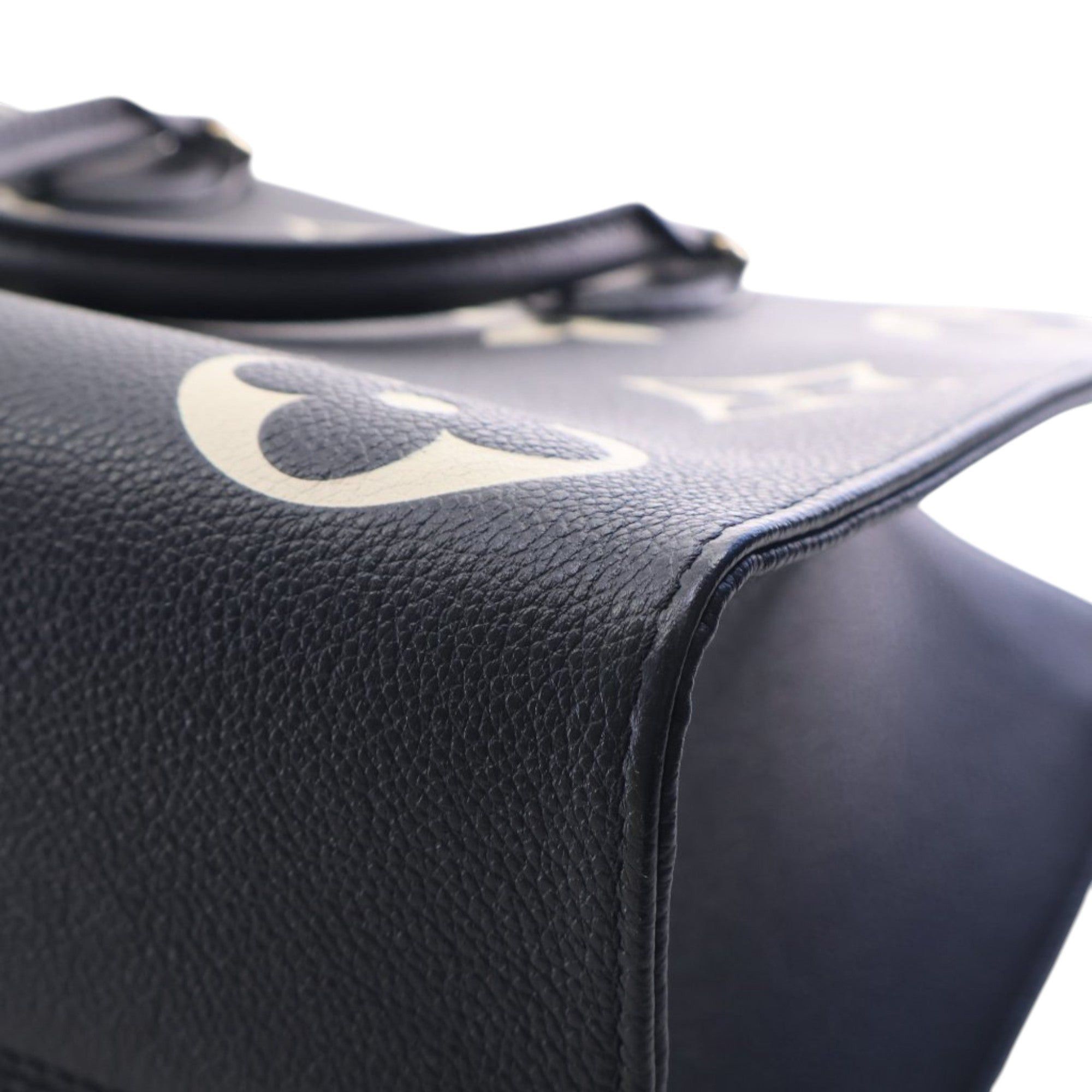 Louis Vuitton Bicolor Monogram Empreinte Giant Onthego MM Size ONE SIZE - 10 Thumbnail