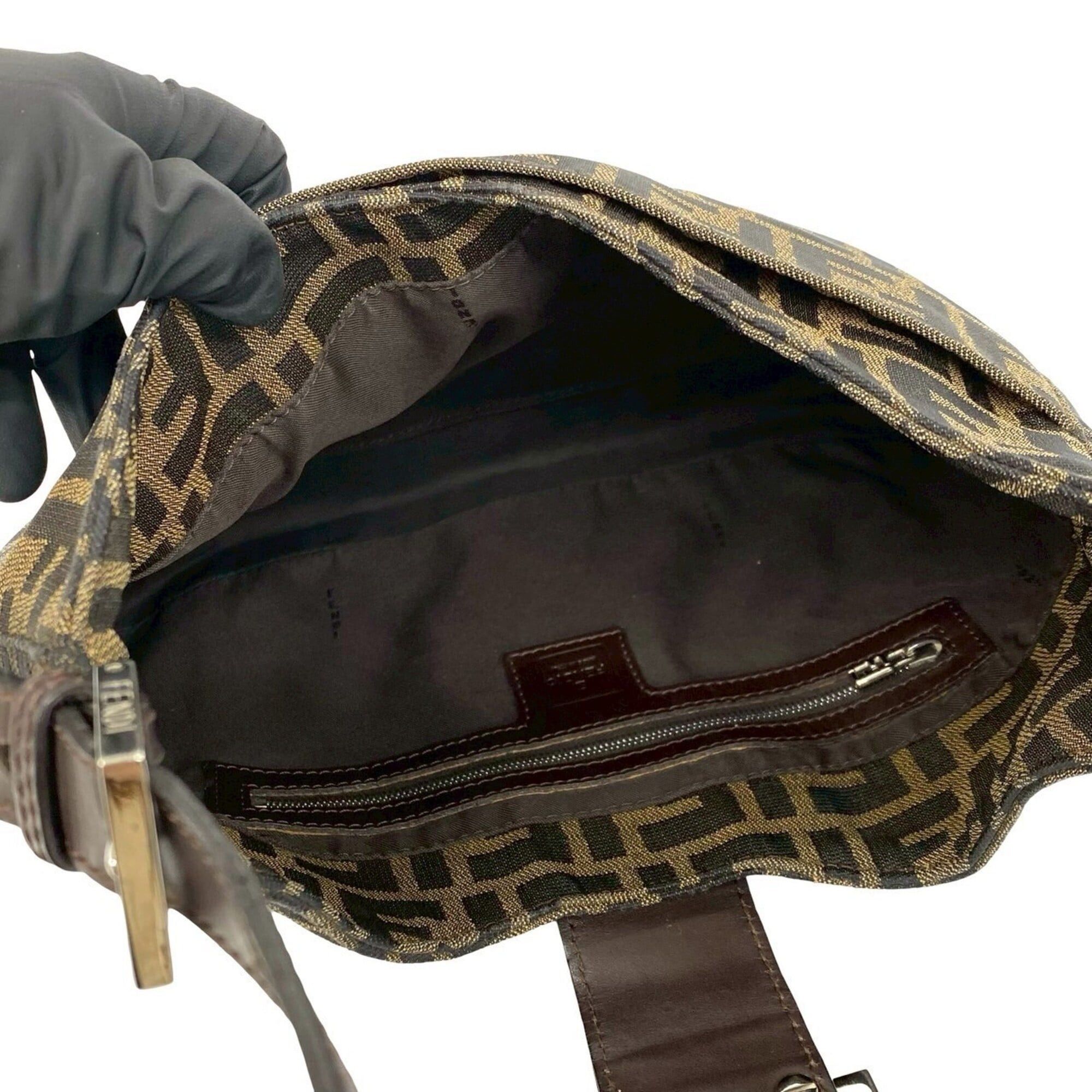 Fendi FENDI Zucca FF pattern logo hardware canvas leather genuine semi-one shoulder bag brown black 21445 Size ONE SIZE - 9 Thumbnail