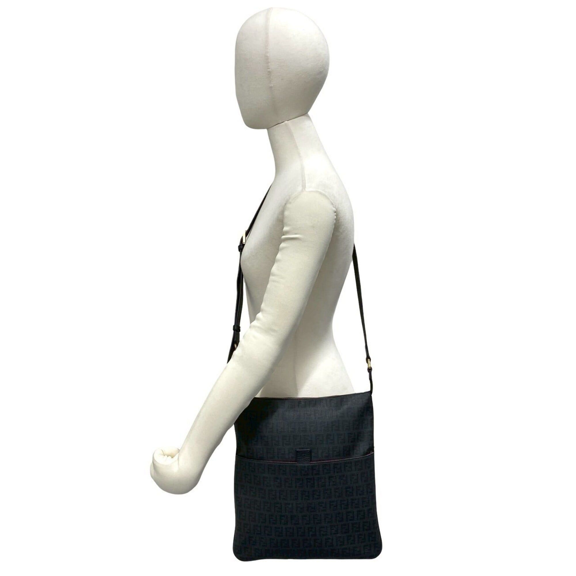 Fendi FENDI Zucchino FF Pattern Logo Hardware Leather Shoulder Bag Sacoche Body Black 69778 Size ONE SIZE - 2 Thumbnail