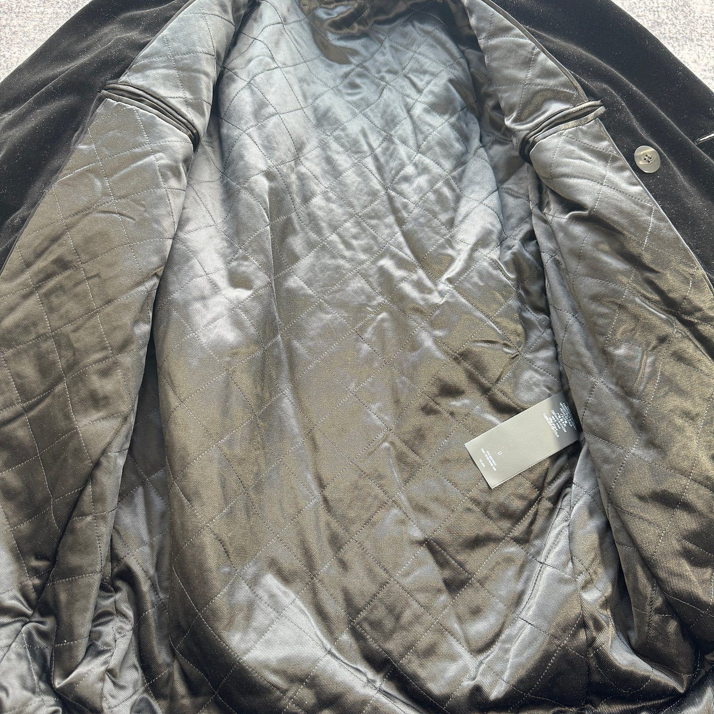 Saint Laurent Paris Saint Laurent Crystal YSL Logo Velvet Coat Size U Size ONE SIZE - 7 Thumbnail