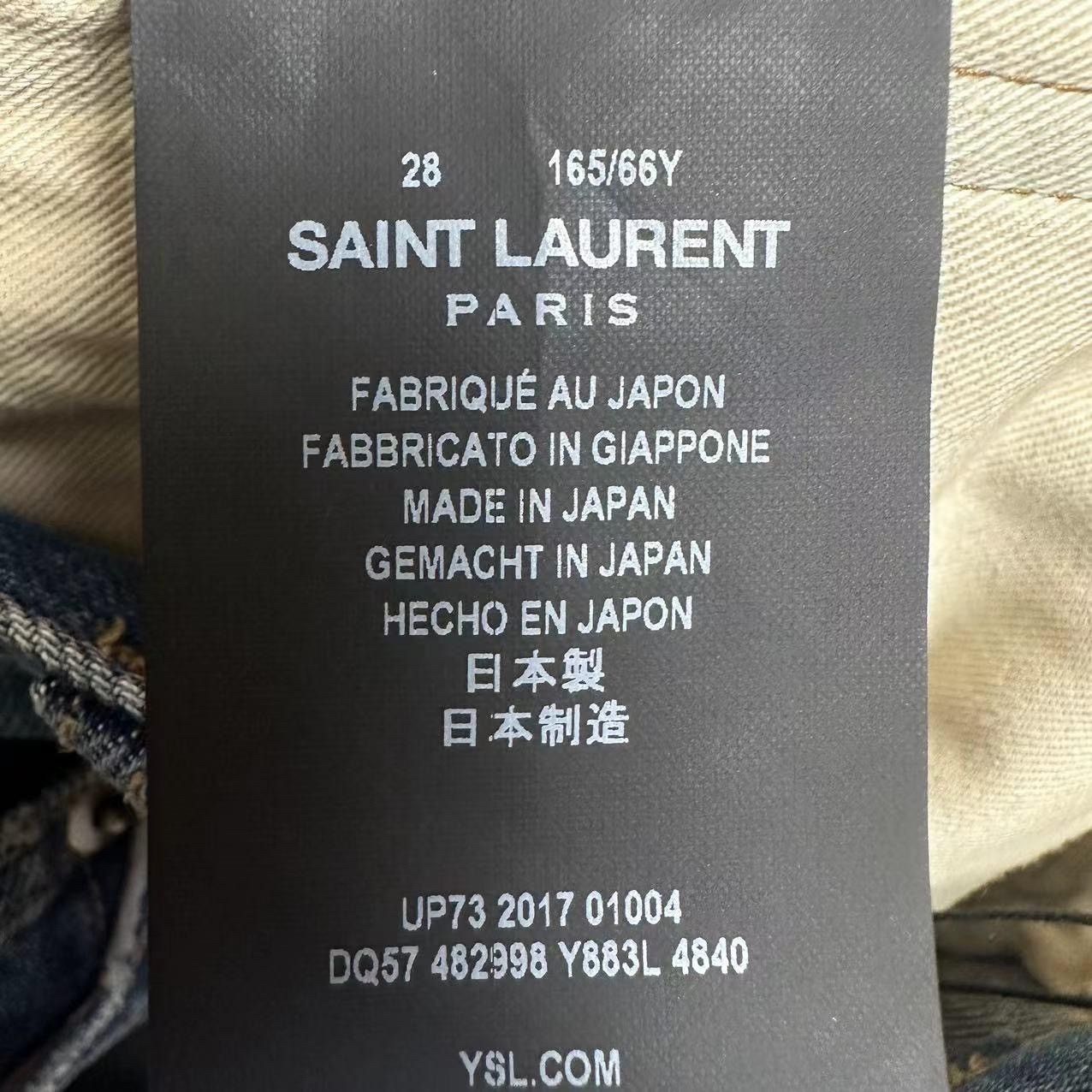 Saint Laurent Paris Saint Laurent Raw Hem Denim Shorts Size 28 Size 28" / US 6 / IT 42 - 4 Thumbnail