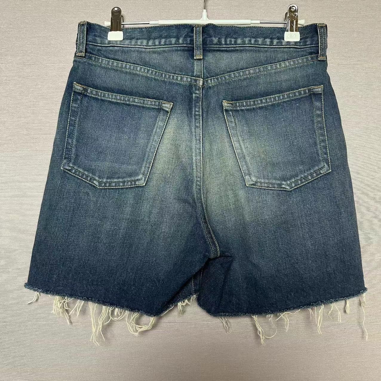 Saint Laurent Paris Saint Laurent Raw Hem Denim Shorts Size 28 Size 28" / US 6 / IT 42 - 2 Thumbnail