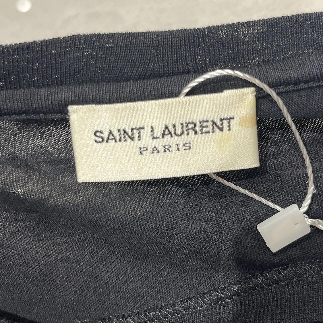 Saint Laurent Paris Saint Laurent Star Print T-Shirt Size L Size US L / EU 52-54 / 3 - 3 Thumbnail