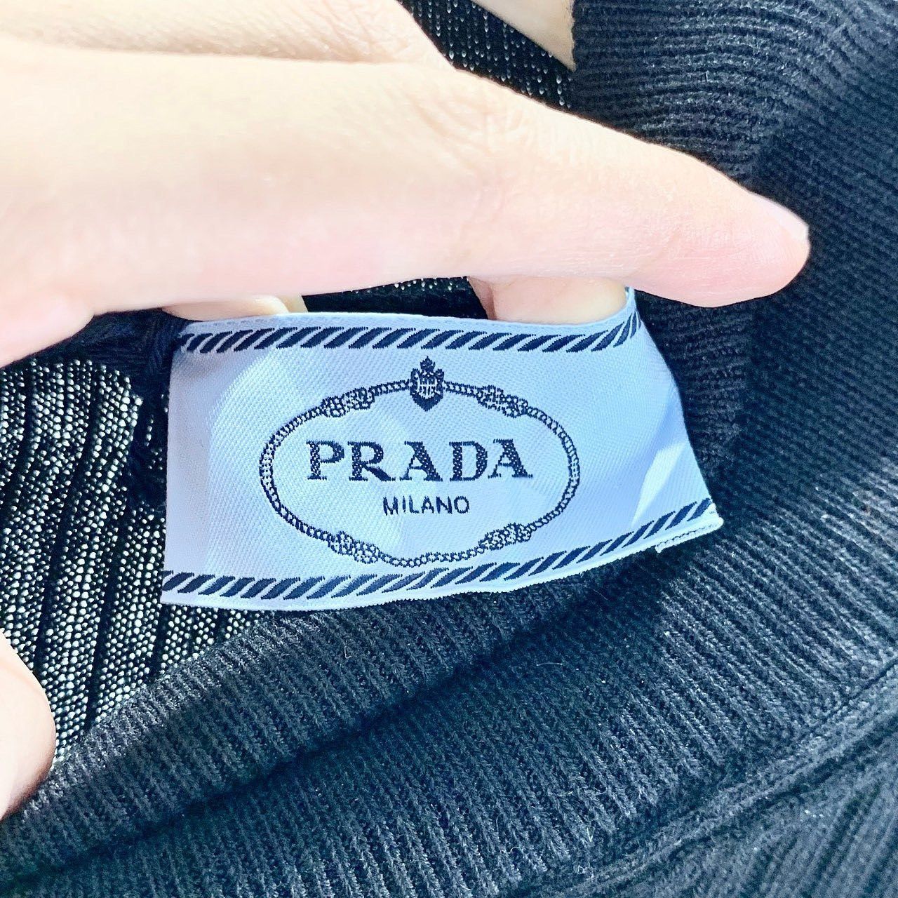 Prada Prada Black Ribbed Knit Sweater Size 40 Size S / US 4 / IT 40 - 3 Thumbnail