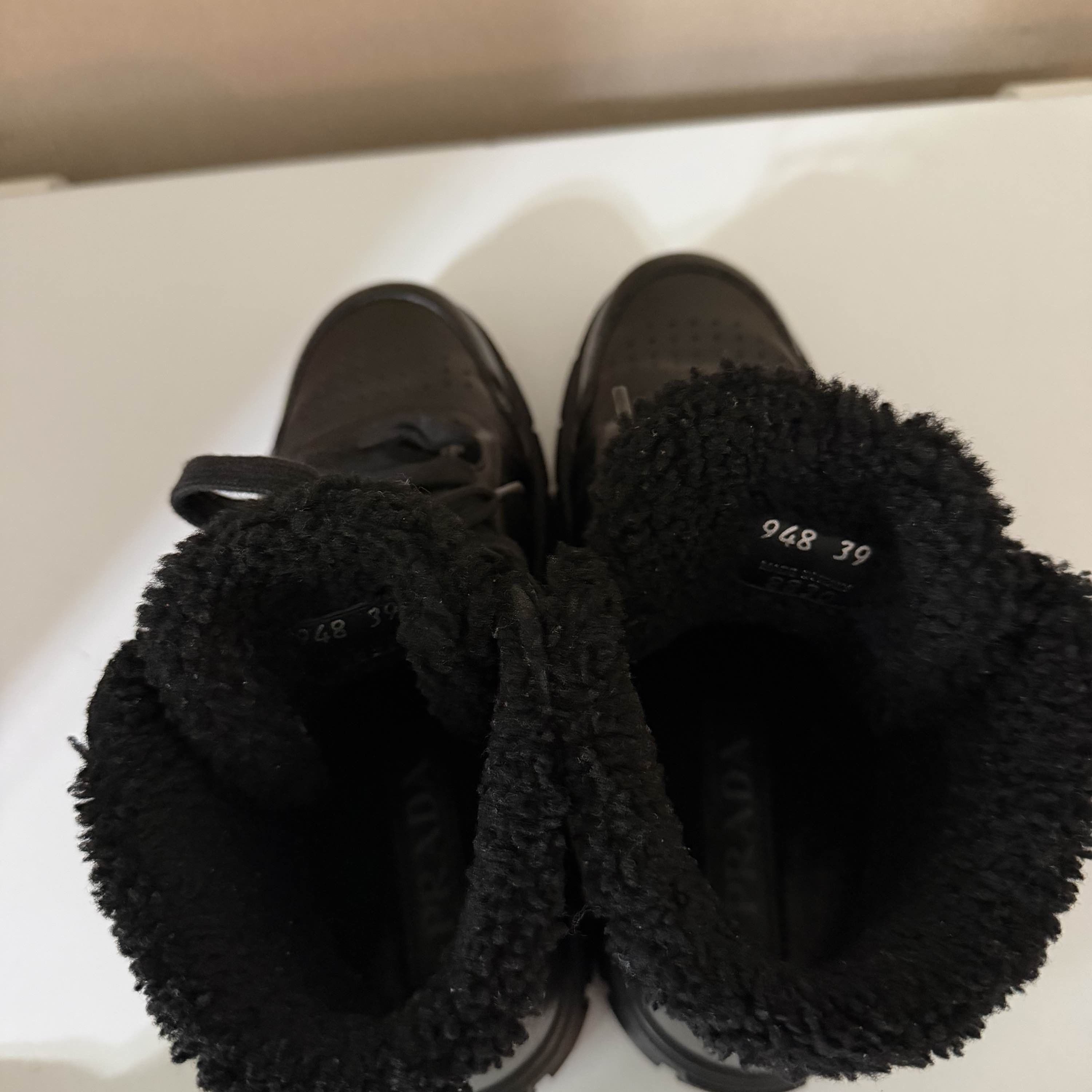 Prada Prada Shearling Lined High Top Sneakers US 6 Size US 6 / EU 39 - 8 Thumbnail