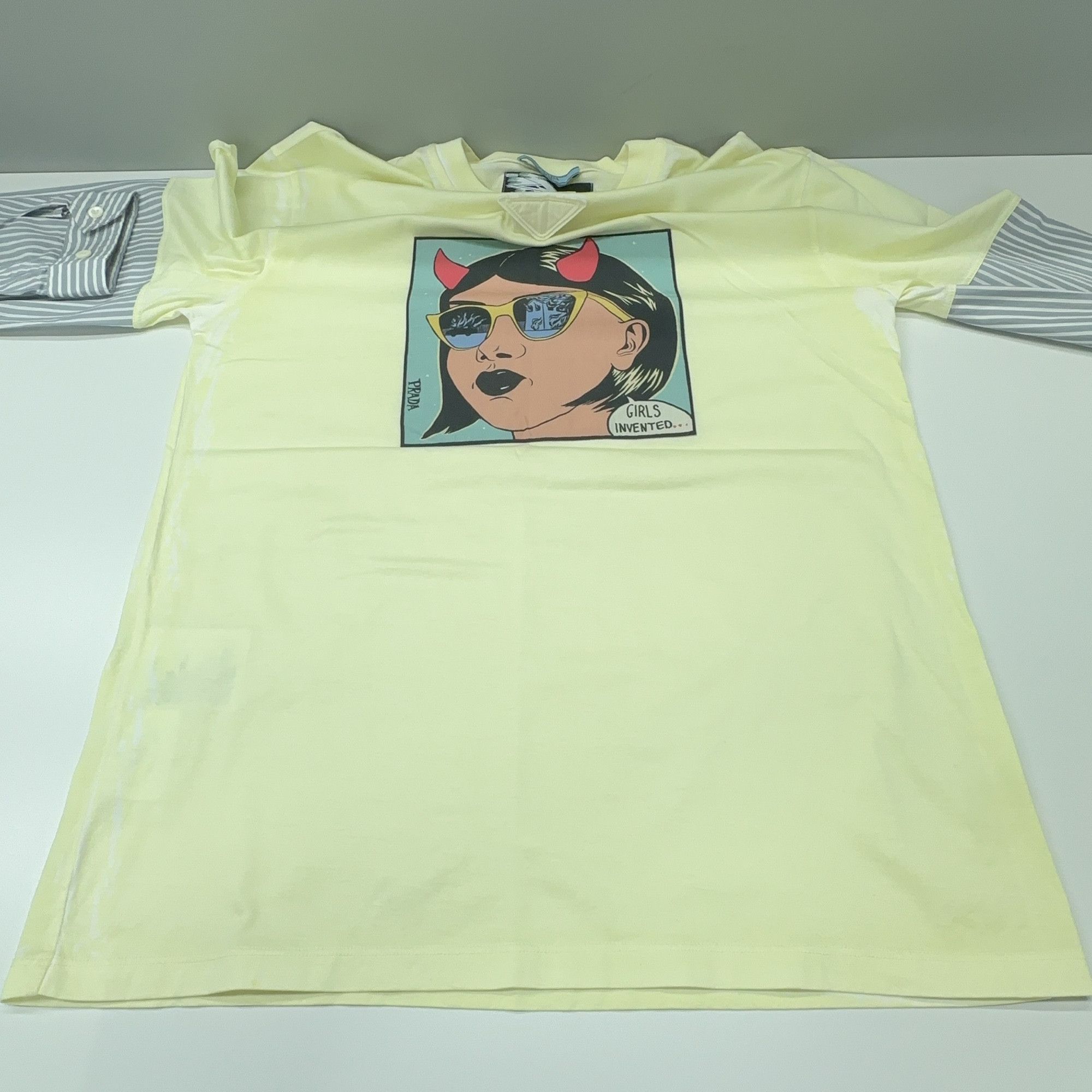 Prada Prada Girls Invented Graphic Long Sleeve T-Shirt Size XS Size XS / US 0-2 / IT 36-38 - 7 Thumbnail