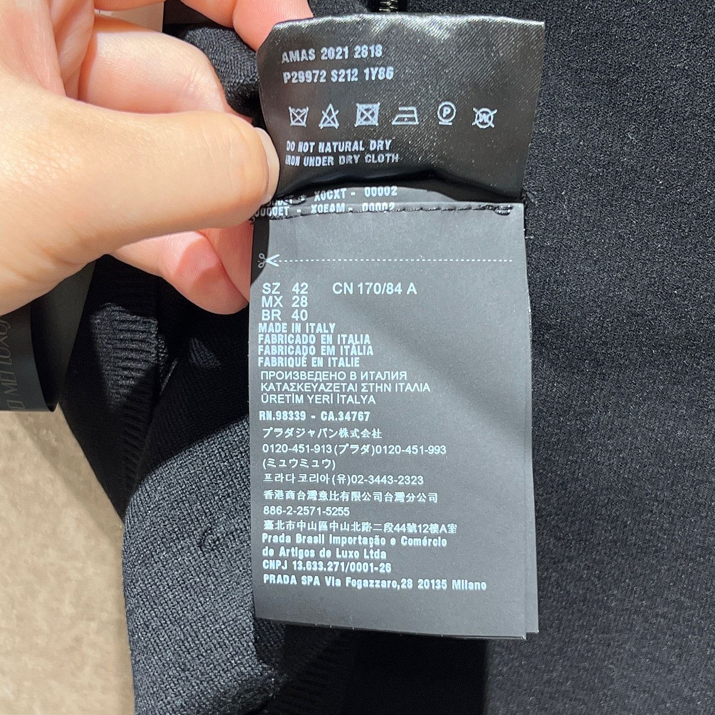 Prada Prada Logo Plaque Zip Vest Size IT 42 Size M / US 6-8 / IT 42-44 - 4 Thumbnail