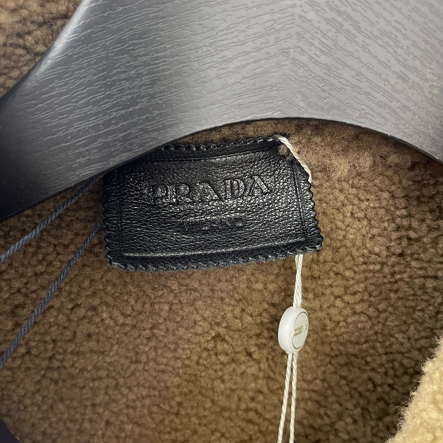 Prada Prada Shearling Lined Zip Jacket Size 40 Size S / US 4 / IT 40 - 3 Thumbnail