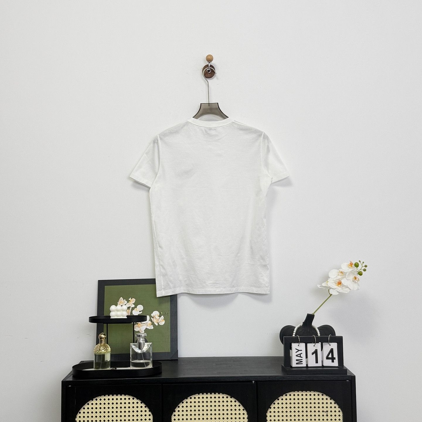 Prada Prada Logo Patch T-Shirt Size S Size S / US 4 / IT 40 - 2 Thumbnail