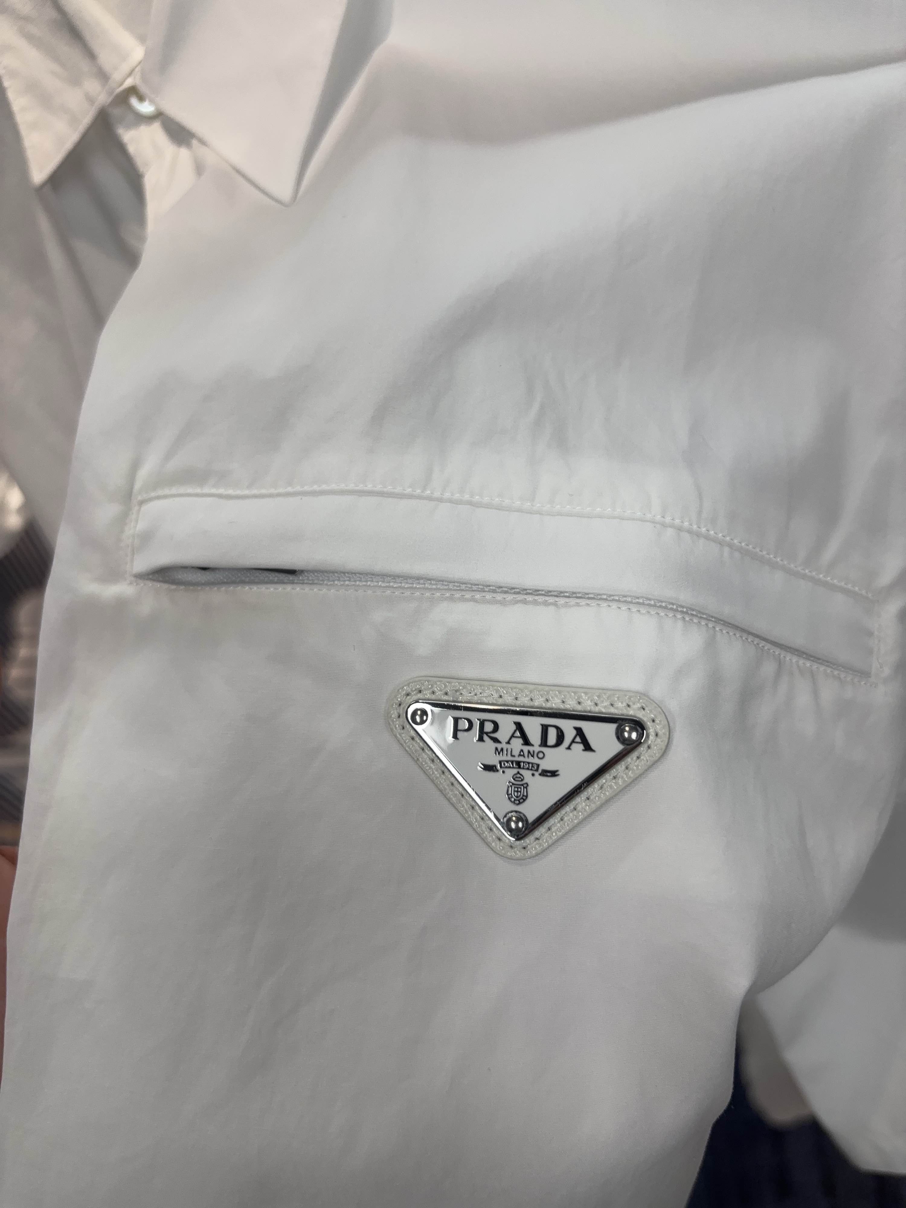 Prada Prada Logo Patch Short Sleeve Shirt Size M Size US M / EU 48-50 / 2 - 6 Thumbnail