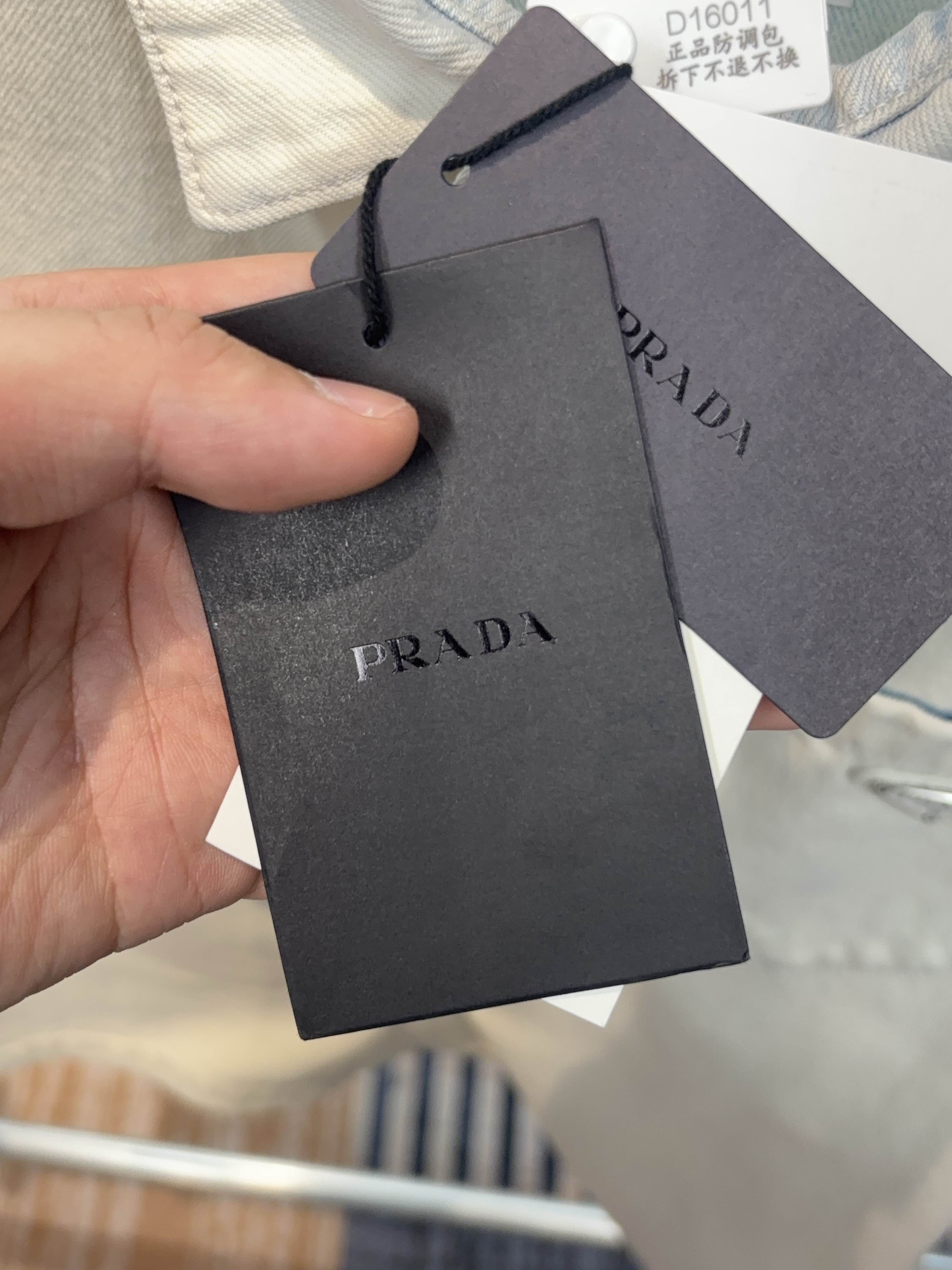 Prada Prada Triangle Logo Short Sleeve Shirt Size L Size US L / EU 52-54 / 3 - 5 Thumbnail