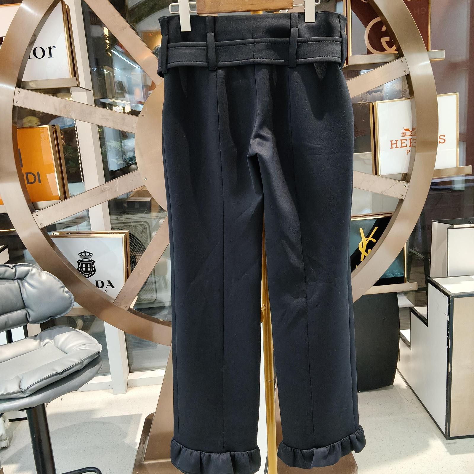 Prada Prada Belted Ruffle Hem Pants Size 40 Size 27" / US 4 / IT 40 - 2 Thumbnail