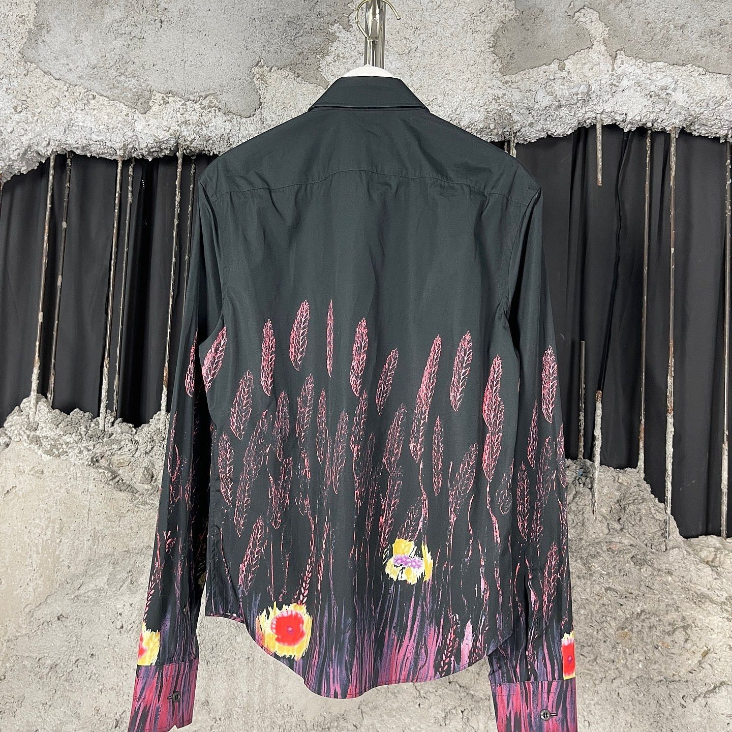 Prada Prada Floral Print Button Up Shirt Size M Size US M / EU 48-50 / 2 - 2 Thumbnail