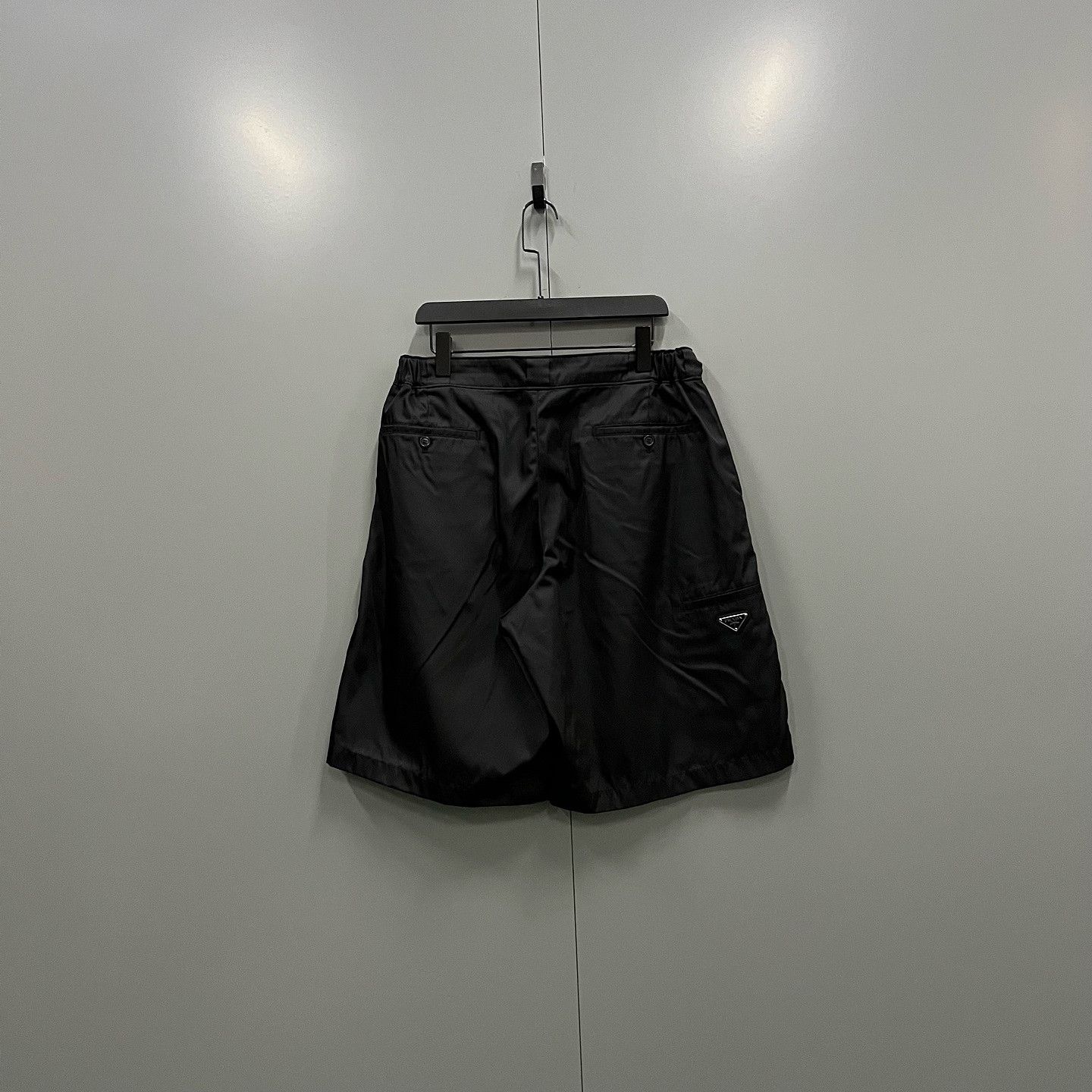 Prada Prada Logo Patch Nylon Shorts Size 52 Size US 36 / EU 52 - 2 Thumbnail