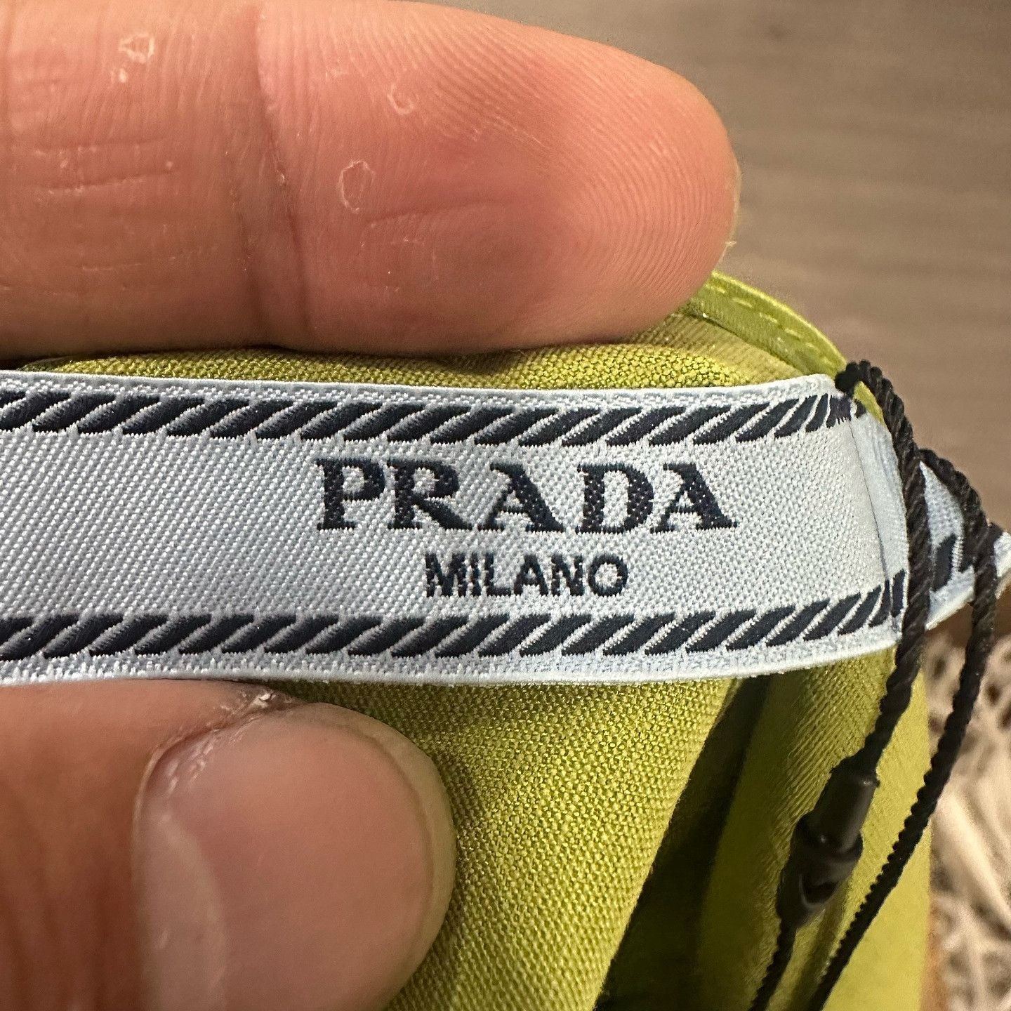 Prada Prada Green Silk Logo Tank Top Size 42 Size M / US 6-8 / IT 42-44 - 3 Thumbnail