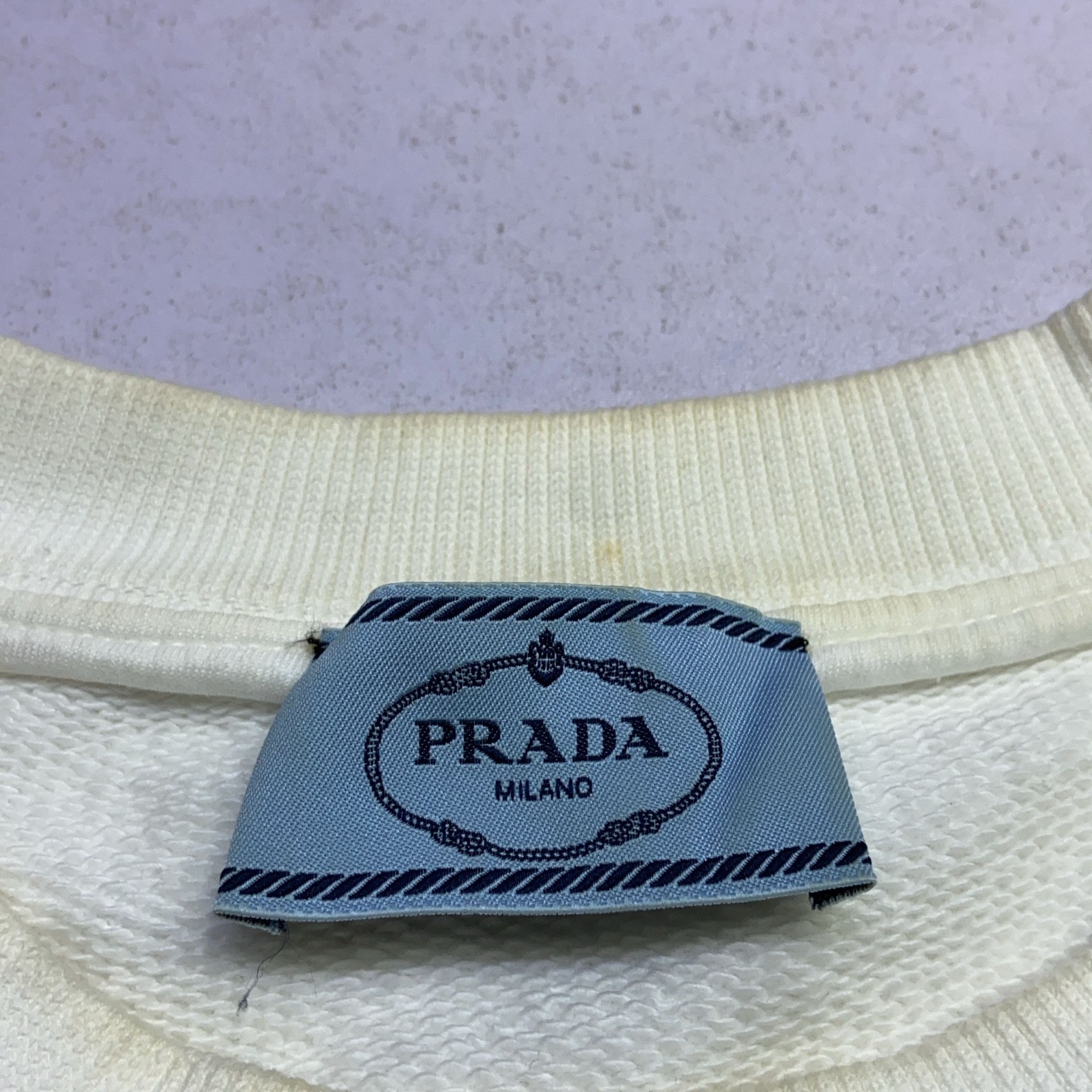 Prada Prada Logo Crewneck Sweatshirt Size L Size US L / EU 52-54 / 3 - 3 Thumbnail