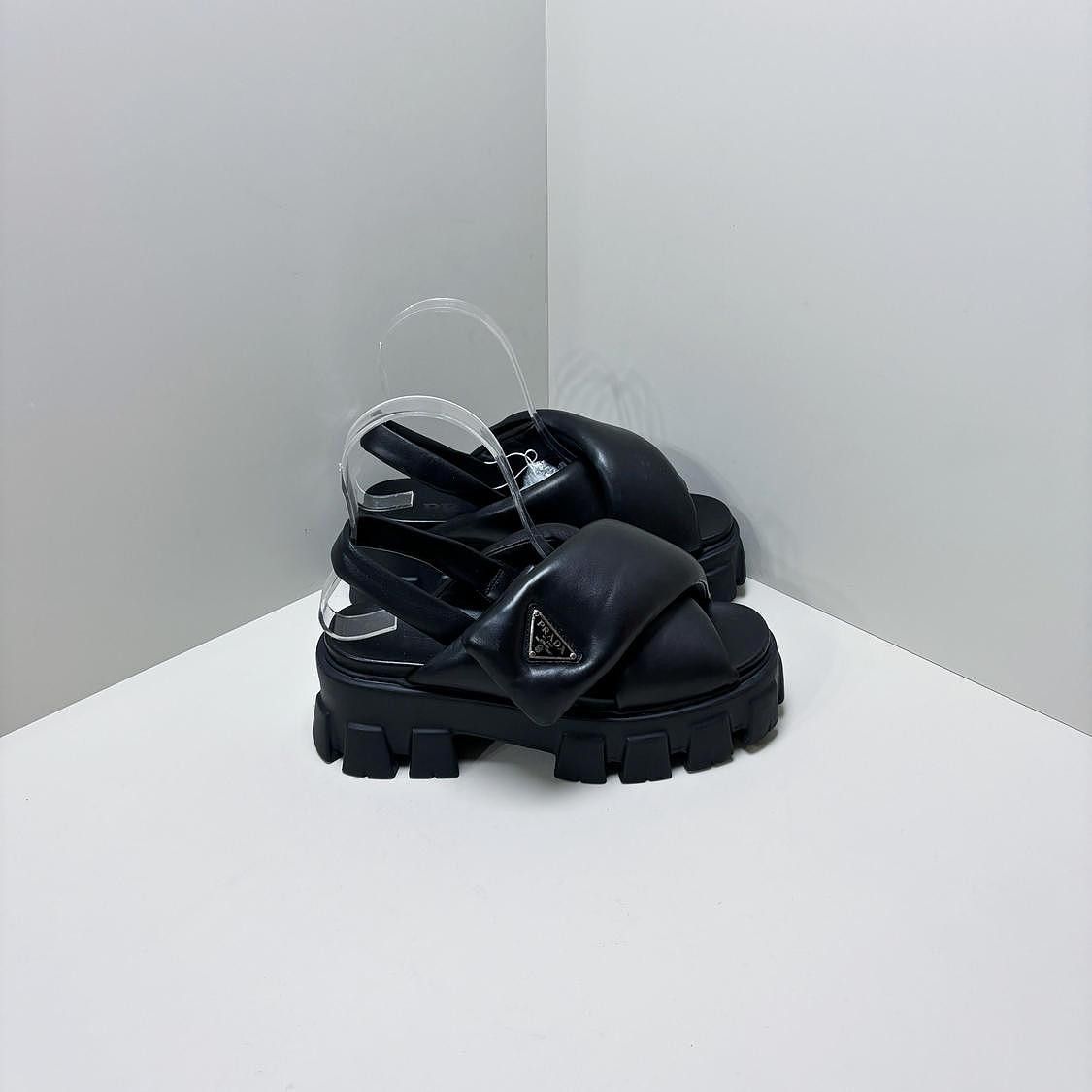 Prada Prada Monolith Leather Sandals Size 35 Size US 5 / IT 35 - 6 Thumbnail