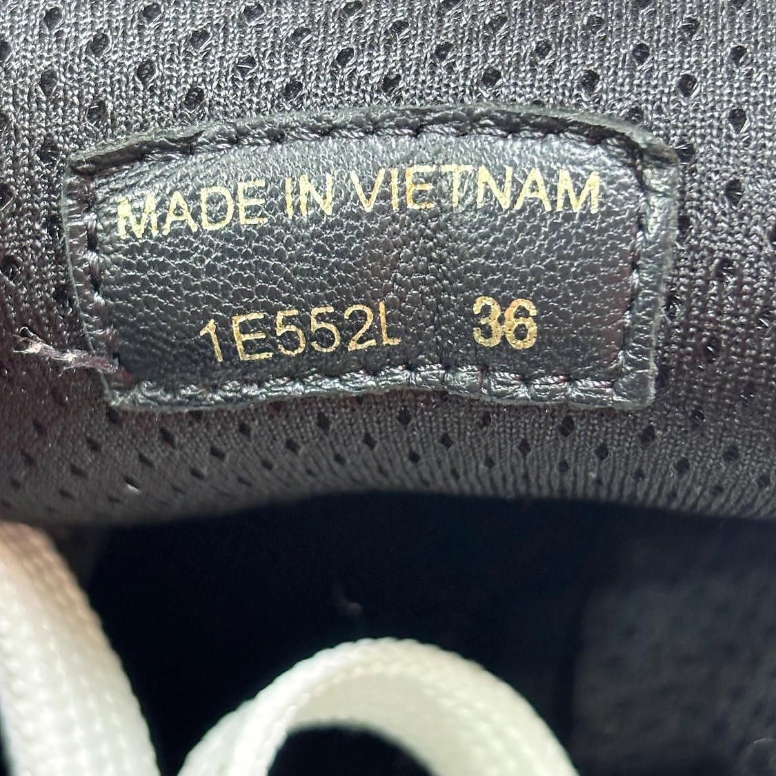 Prada Prada Logo Low-Top Sneakers Size 36 Size US 6 / IT 36 - 5 Thumbnail