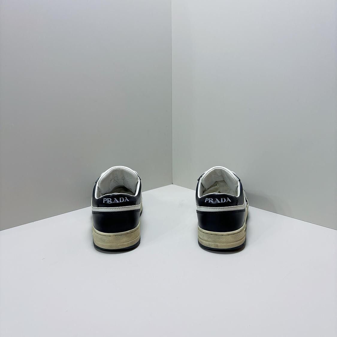Prada Prada Downtown Low-Top Sneakers Size 36.5 Size US 6.5 / IT 36.5 - 3 Thumbnail