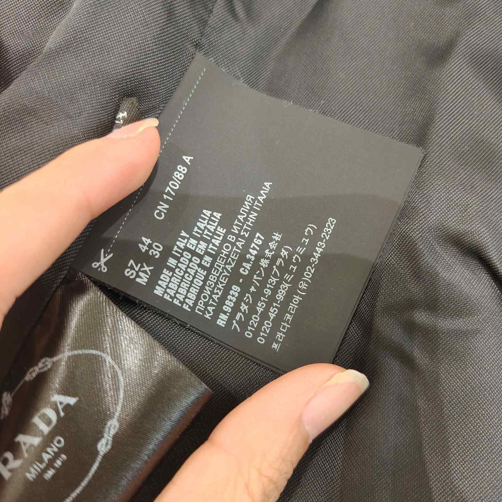 Prada Prada Virgin Wool Coat Size IT 44 Size M / US 6-8 / IT 42-44 - 11 Thumbnail