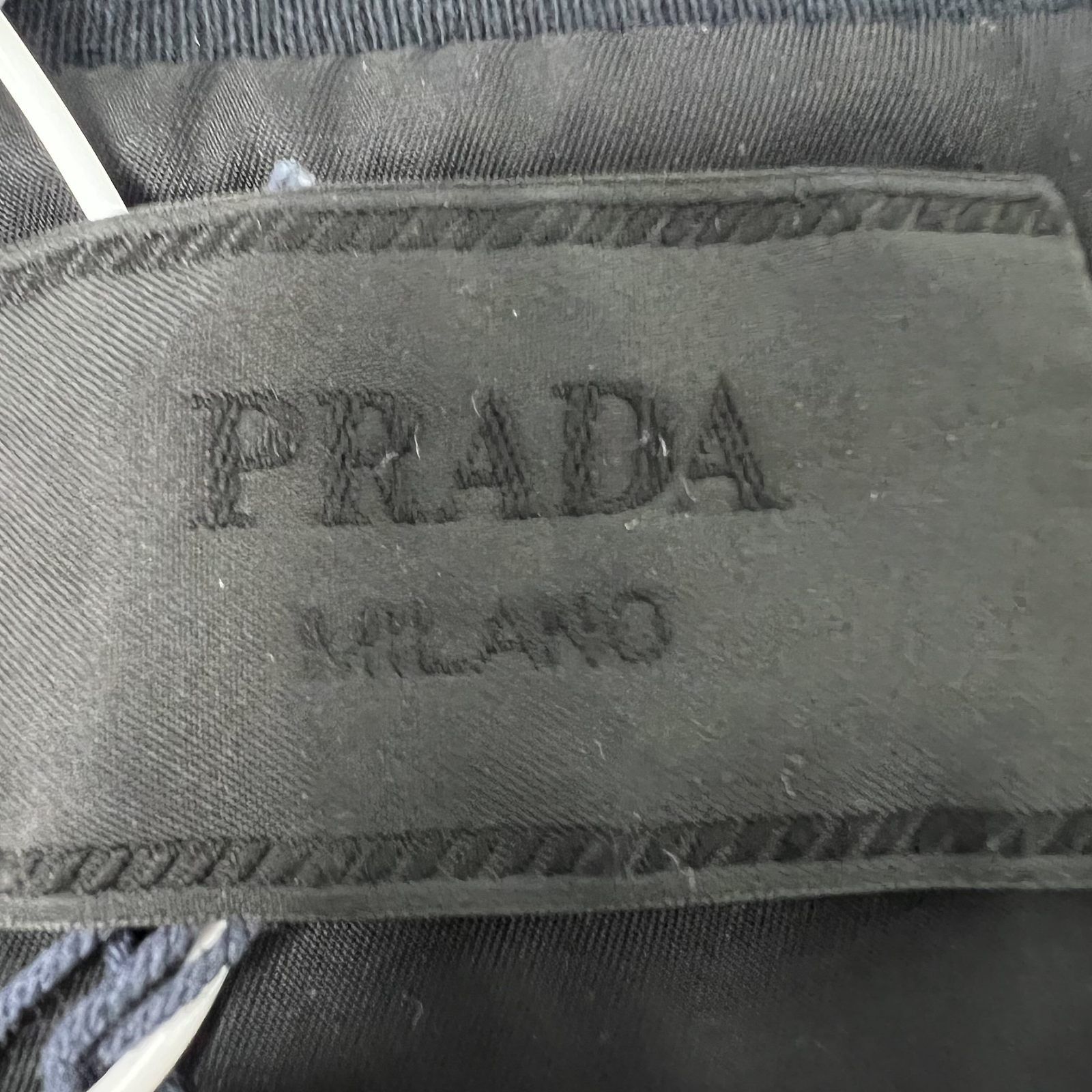 Prada Prada Triangle Logo Pocket T-Shirt Size M Size US M / EU 48-50 / 2 - 3 Thumbnail