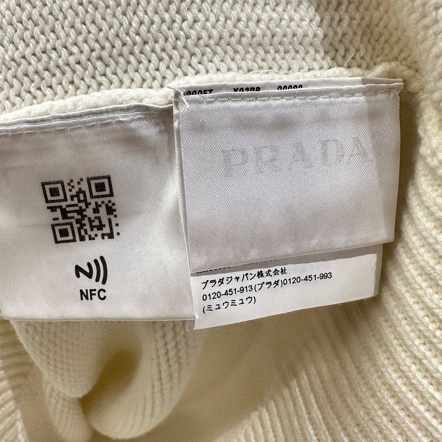 Prada Prada Logo Cashmere Crewneck Sweater Size 46 Size US S / EU 44-46 / 1 - 4 Thumbnail