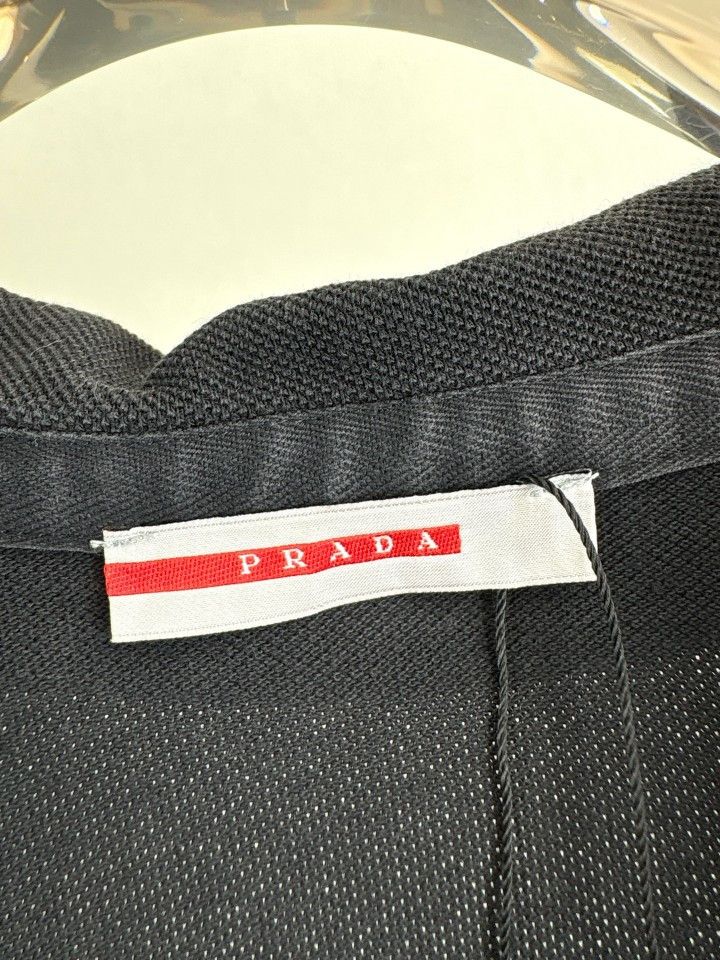 Prada Prada Red Accent Polo Shirt Size L Size US L / EU 52-54 / 3 - 3 Thumbnail