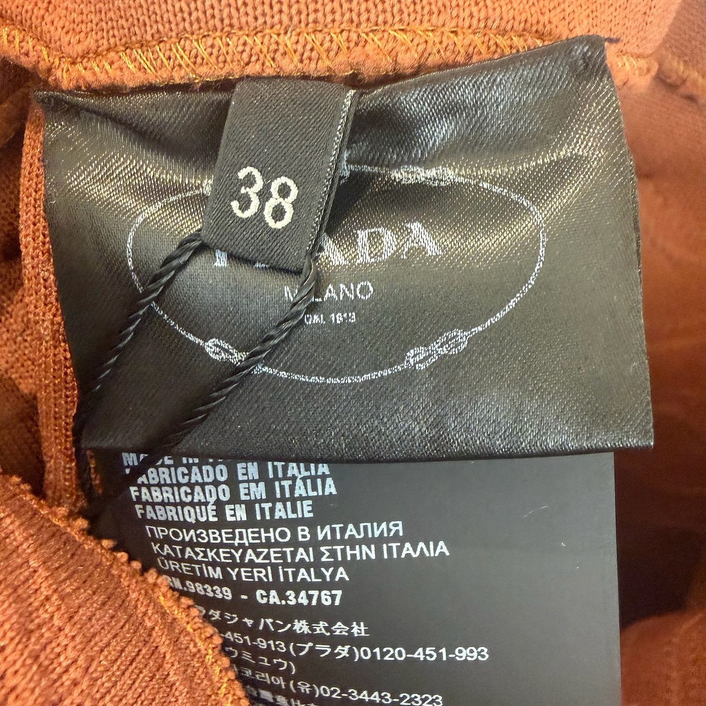 Prada Prada Belted Textured Shorts Size 38 Size 26" / US 2 / IT 38 - 4 Thumbnail