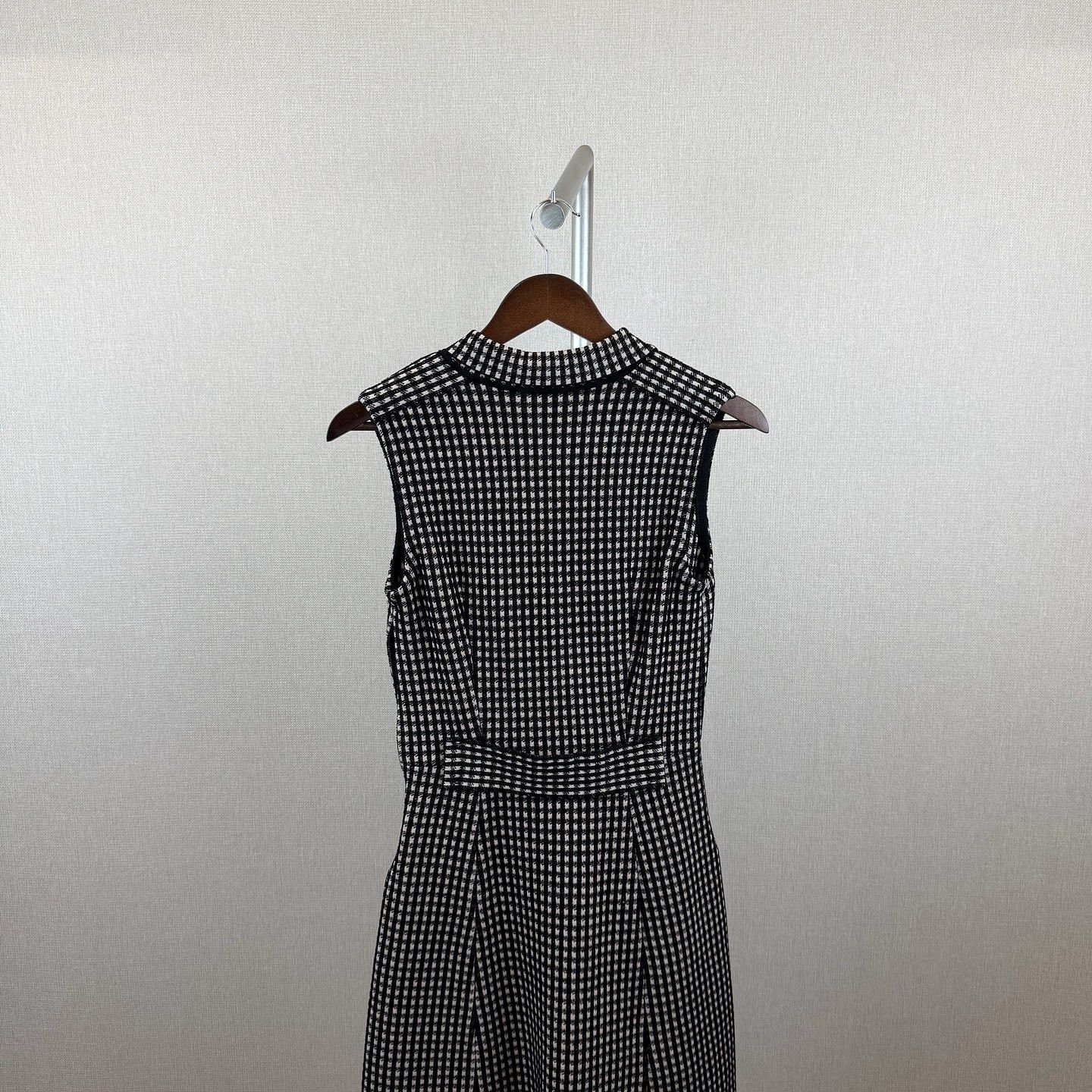 Prada Prada Black White Houndstooth Sleeveless Dress Size 38 Size XS / US 0-2 / IT 36-38 - 2 Thumbnail