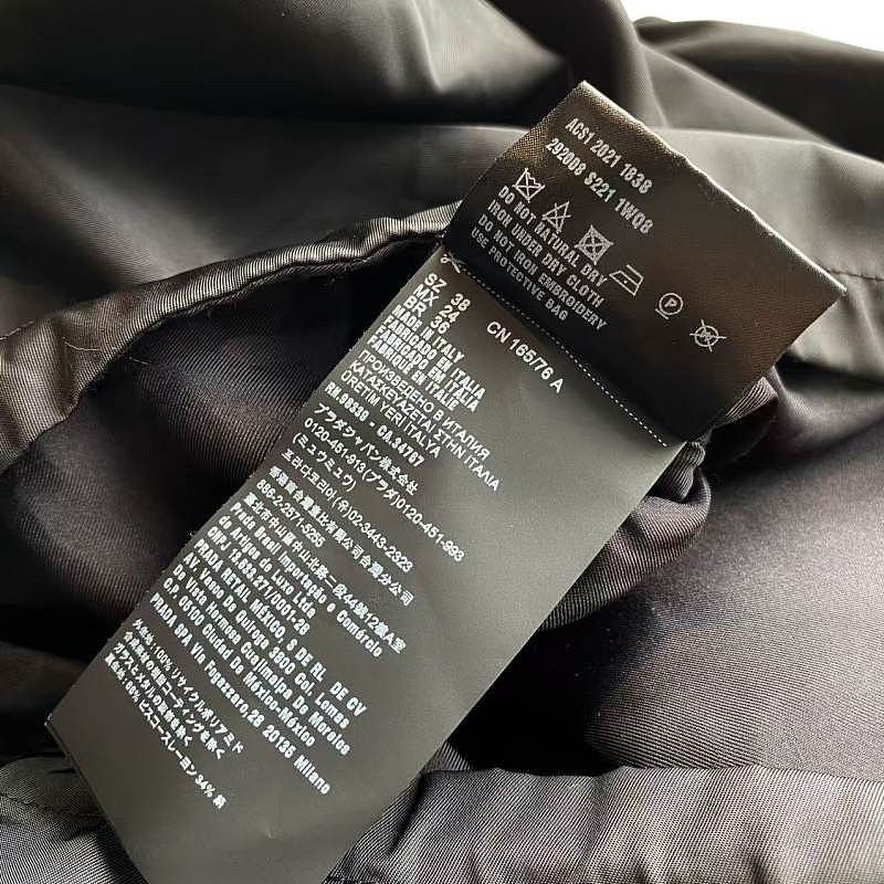 Prada Prada Sequin Logo Hooded Jacket Size 38 Size XS / US 0-2 / IT 36-38 - 4 Thumbnail