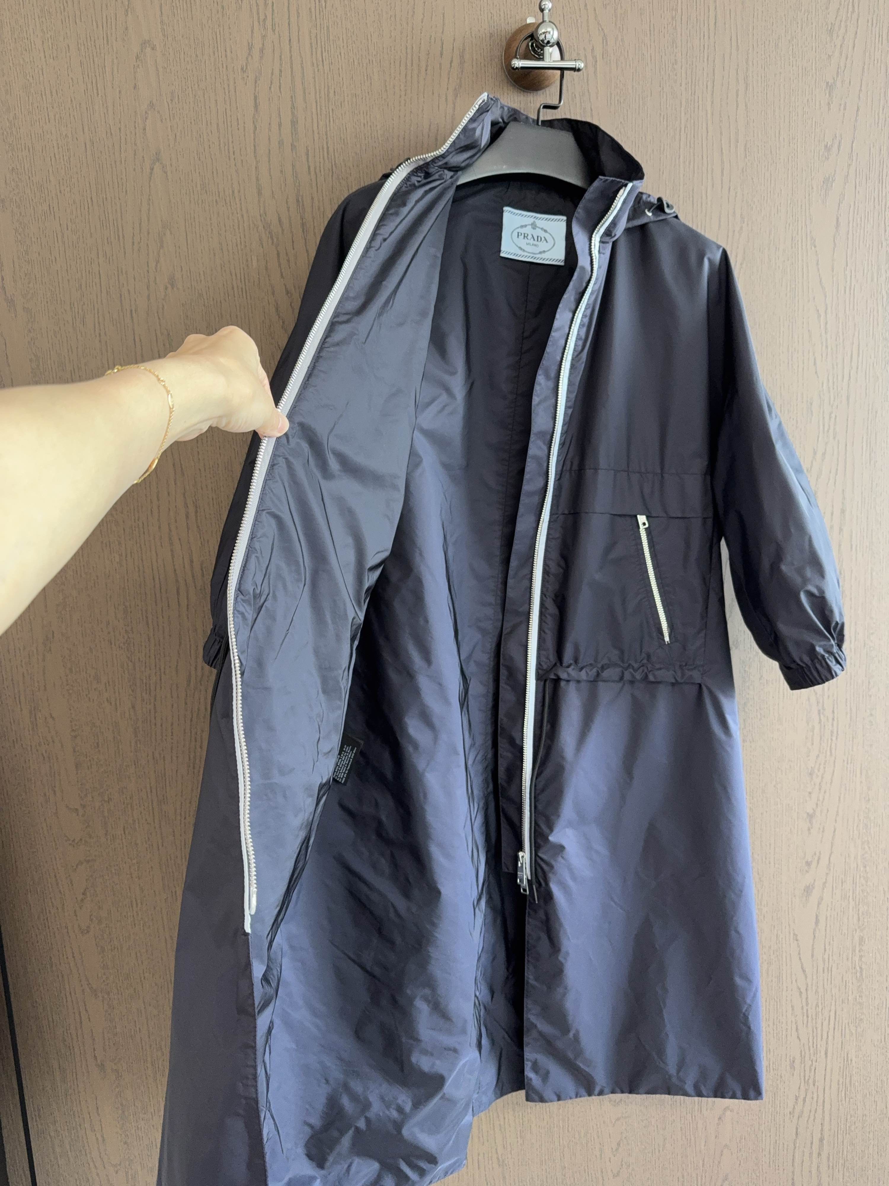 Prada Prada Hooded Zip Coat Size 38 Size XS / US 0-2 / IT 36-38 - 10 Thumbnail