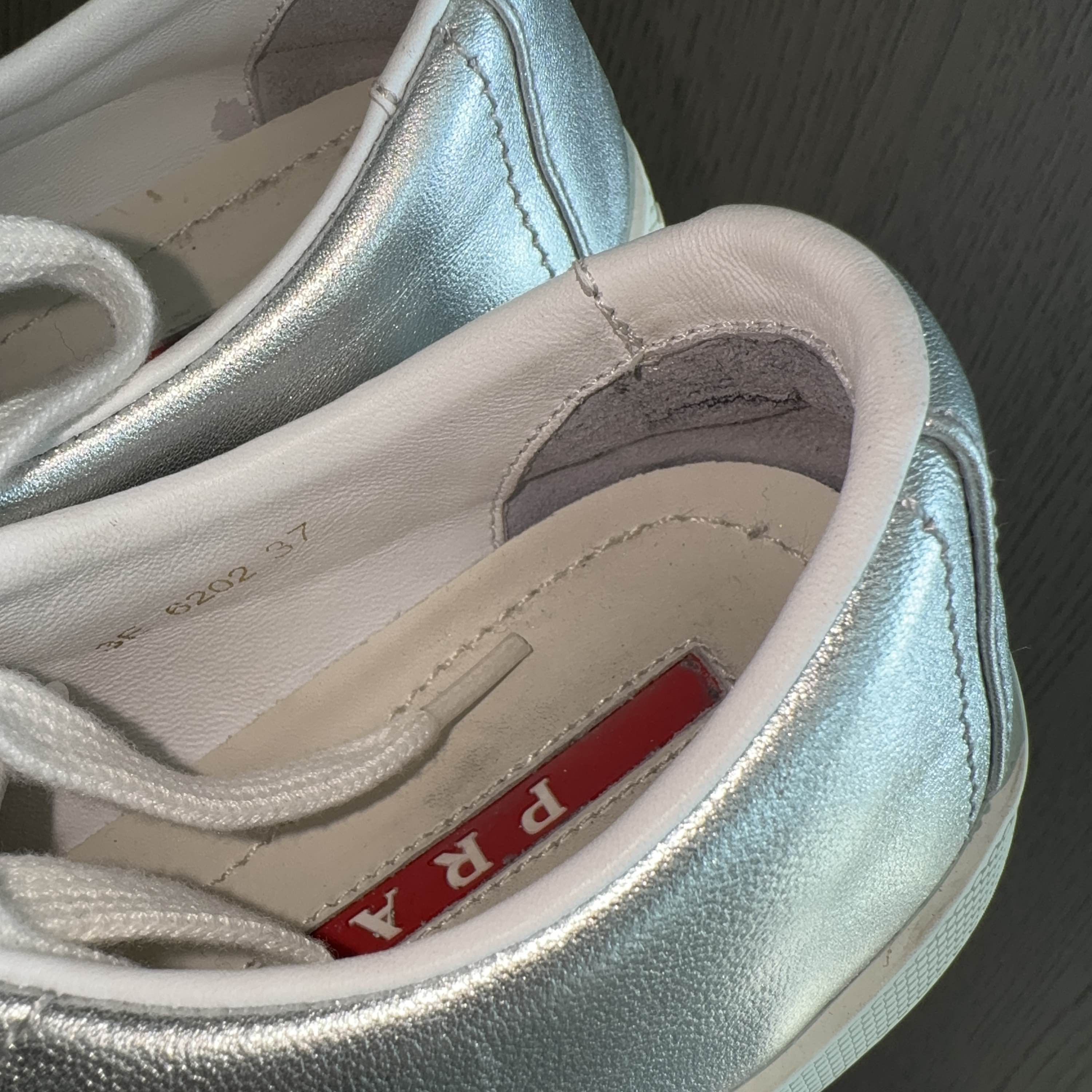 Prada Prada Metallic Low-Top Sneakers Size 37 Size US 7 / IT 37 - 8 Thumbnail
