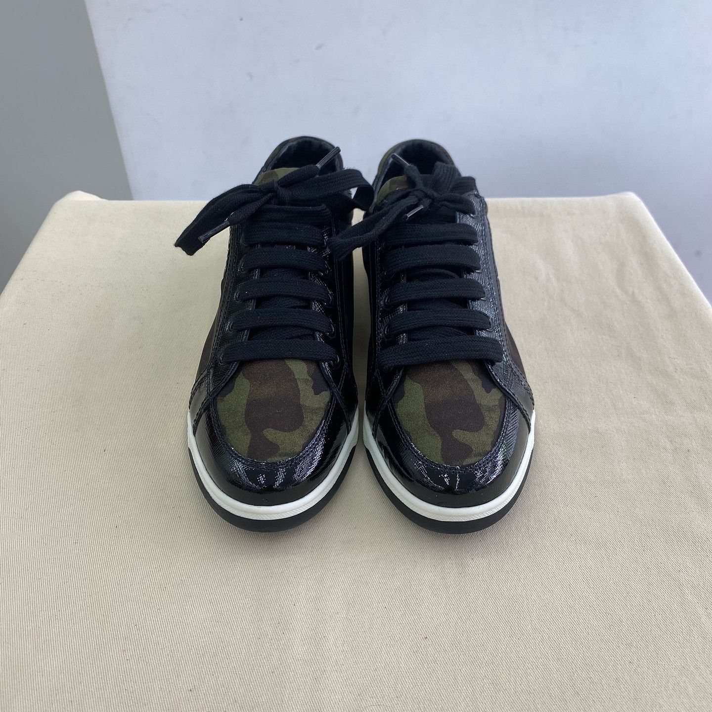 Prada Prada Camouflage Low-Top Sneakers Size 35.5 Size US 5.5 / IT 35.5 - 6 Thumbnail